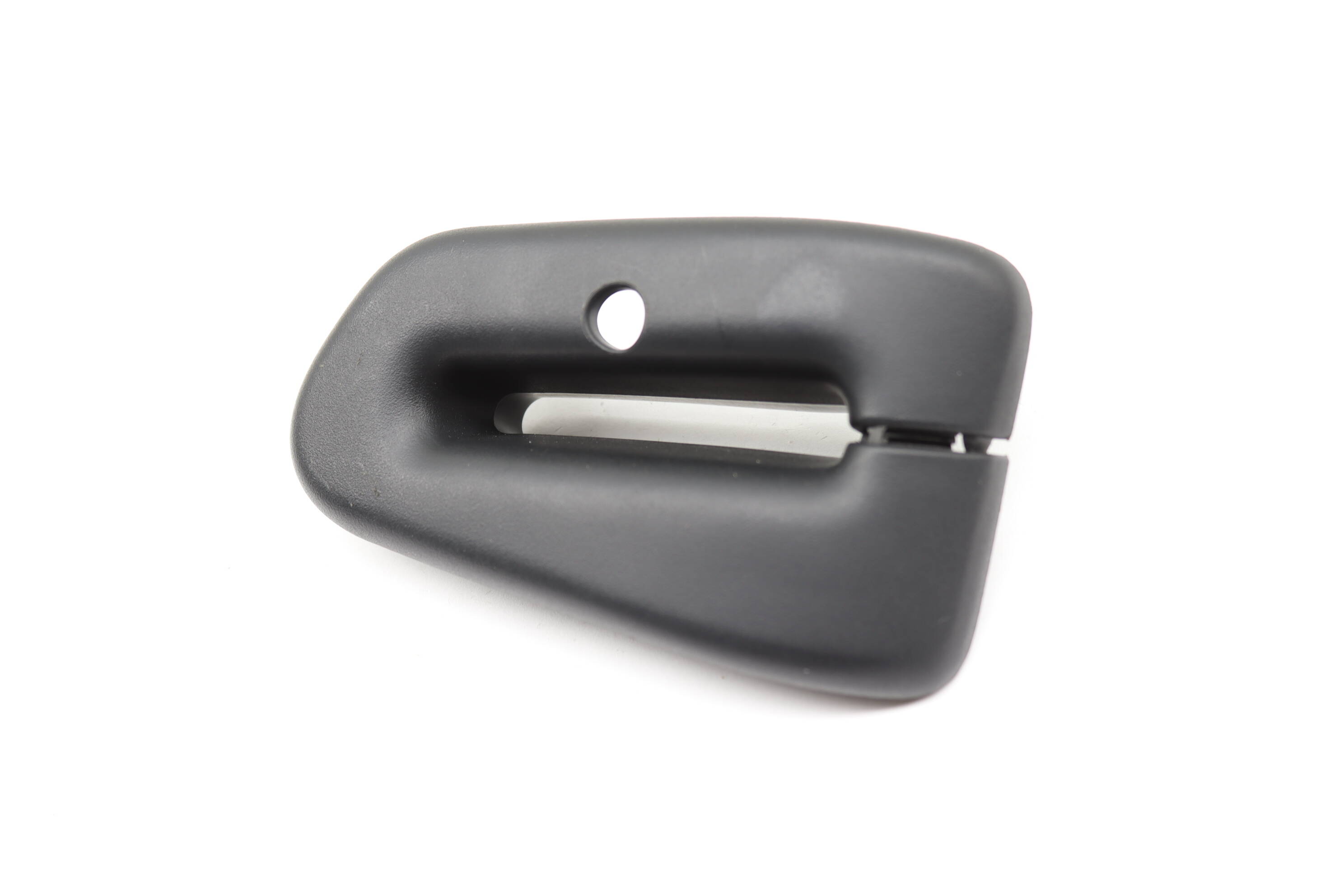 Upper Center Seat Belt Guide / Trim (2Nd Row) 4M0857763