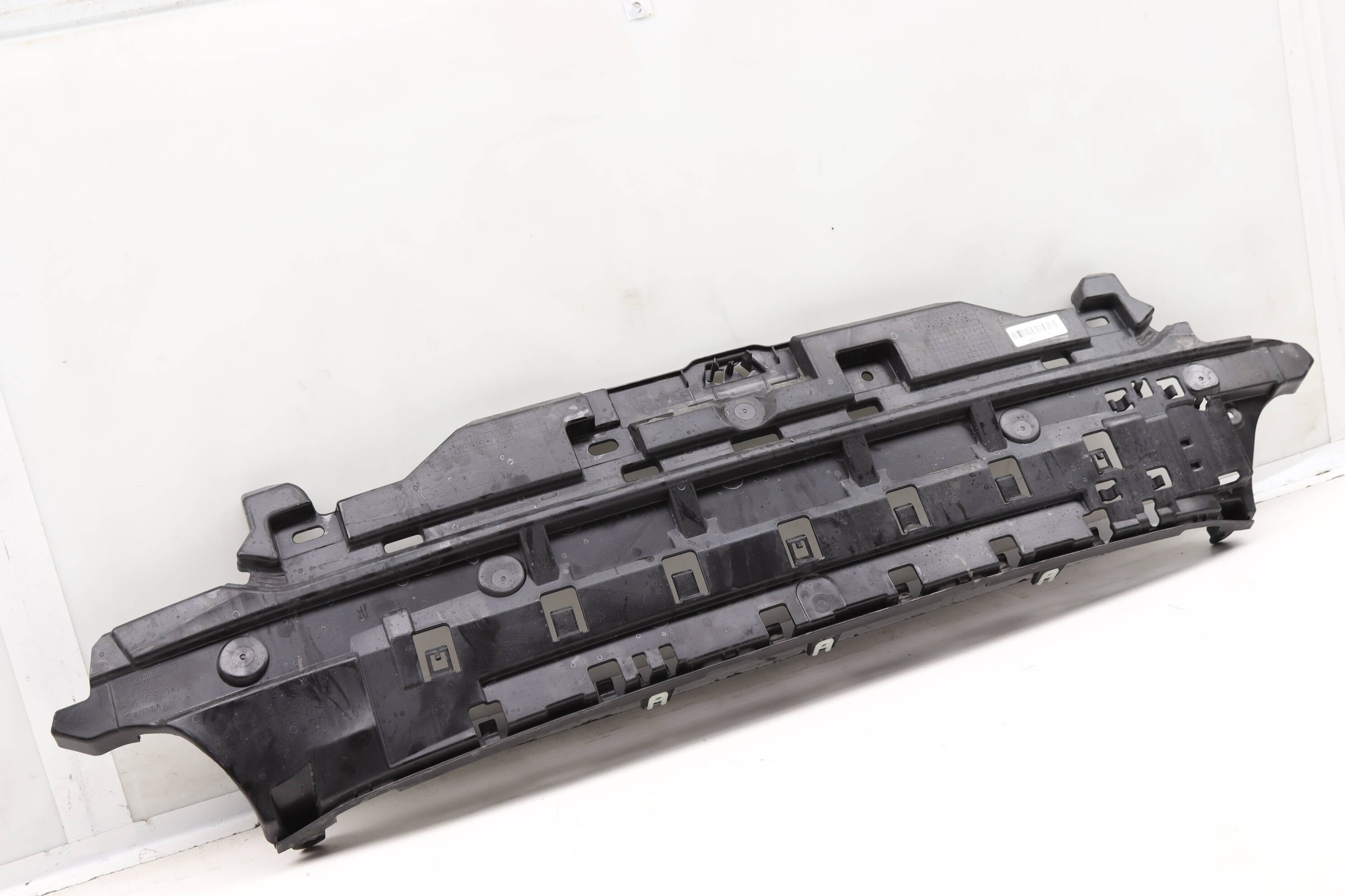 Bumper Reinforcement Bracket (Center) 8098702