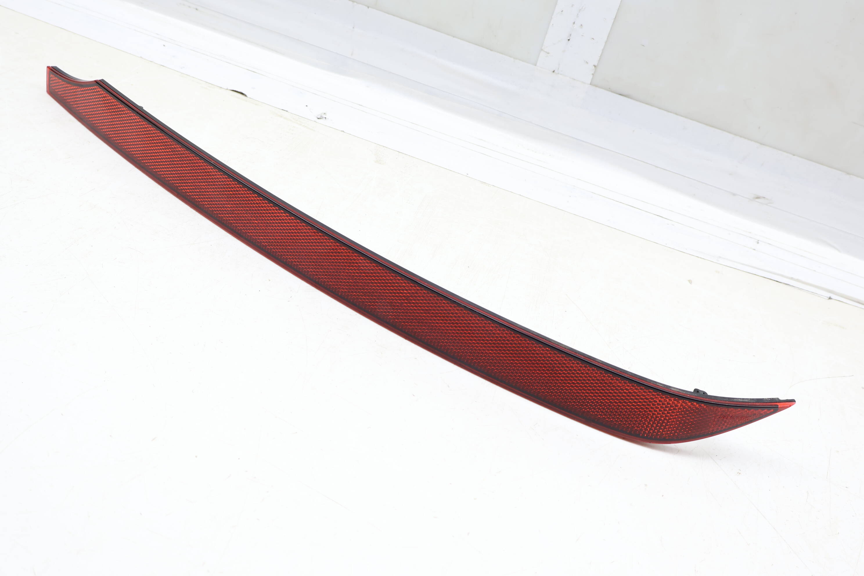 Bumper Reflector (Outer) 3CM945105B