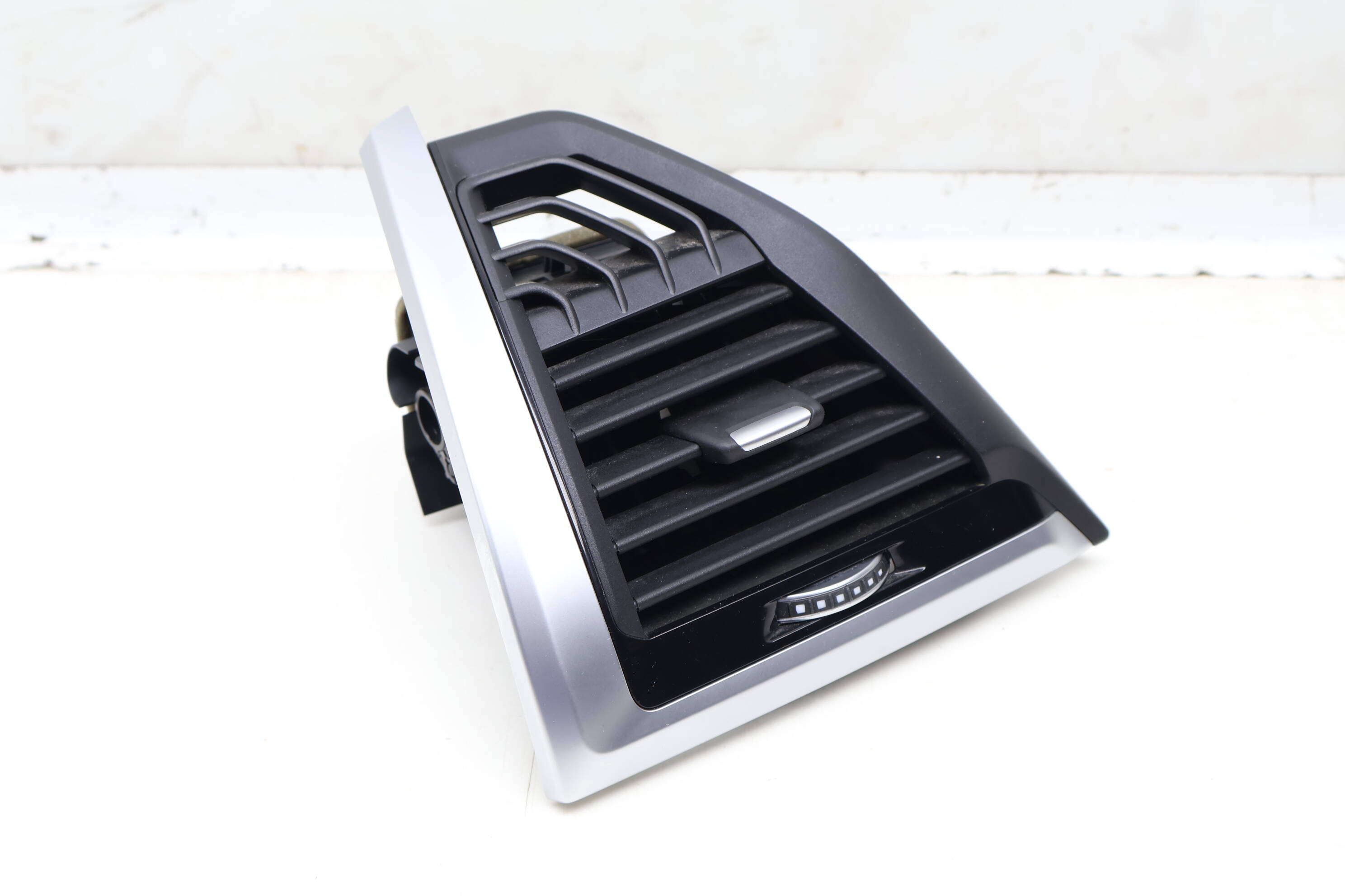 Dash Air Vent 64229363439