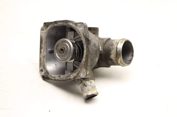 Thermostat Assembly 079121111J main product photo