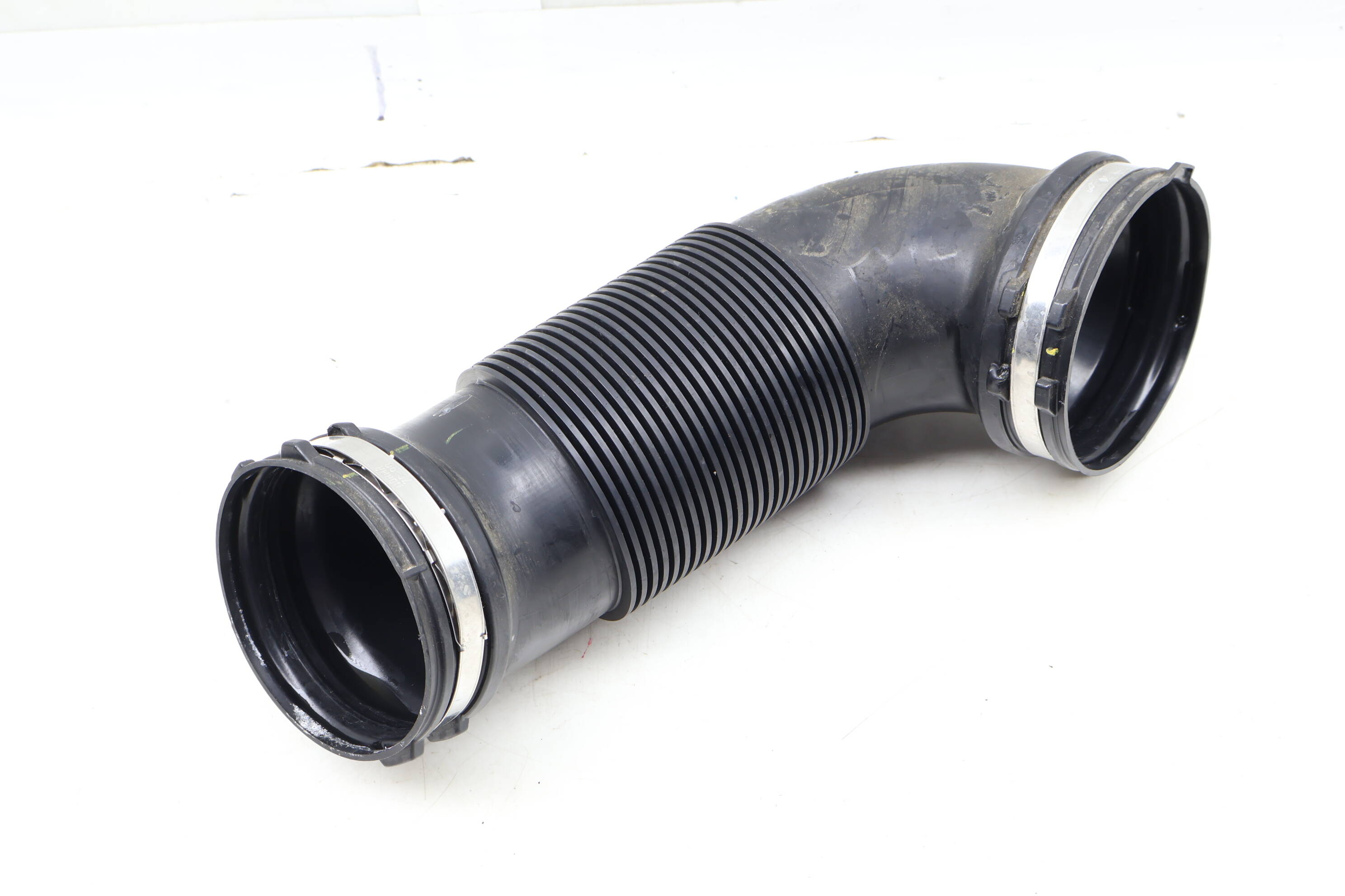 Intake Air Duct / Tube 3QF129680