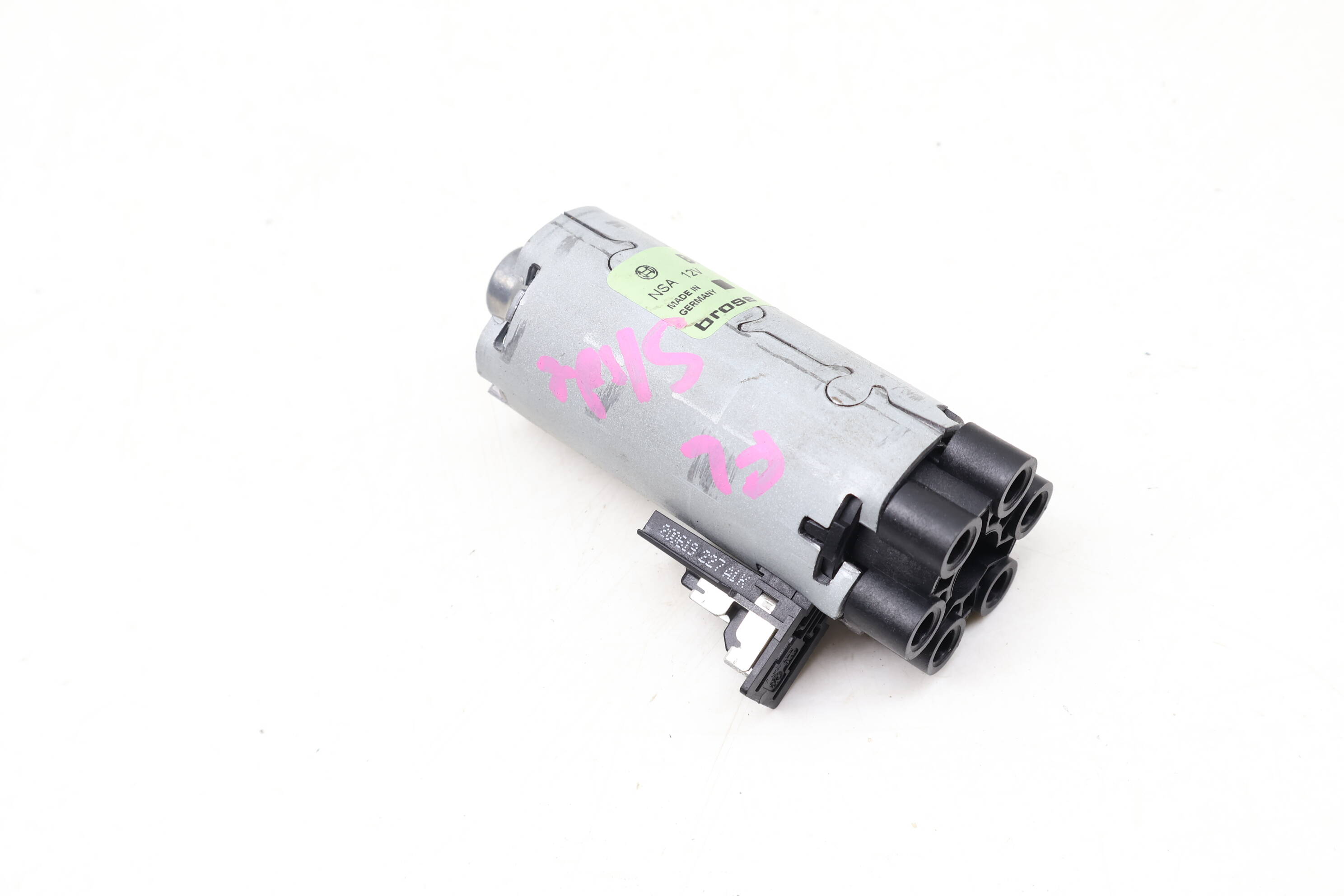 Slide Seat Motor (Longitudinal) LR183160