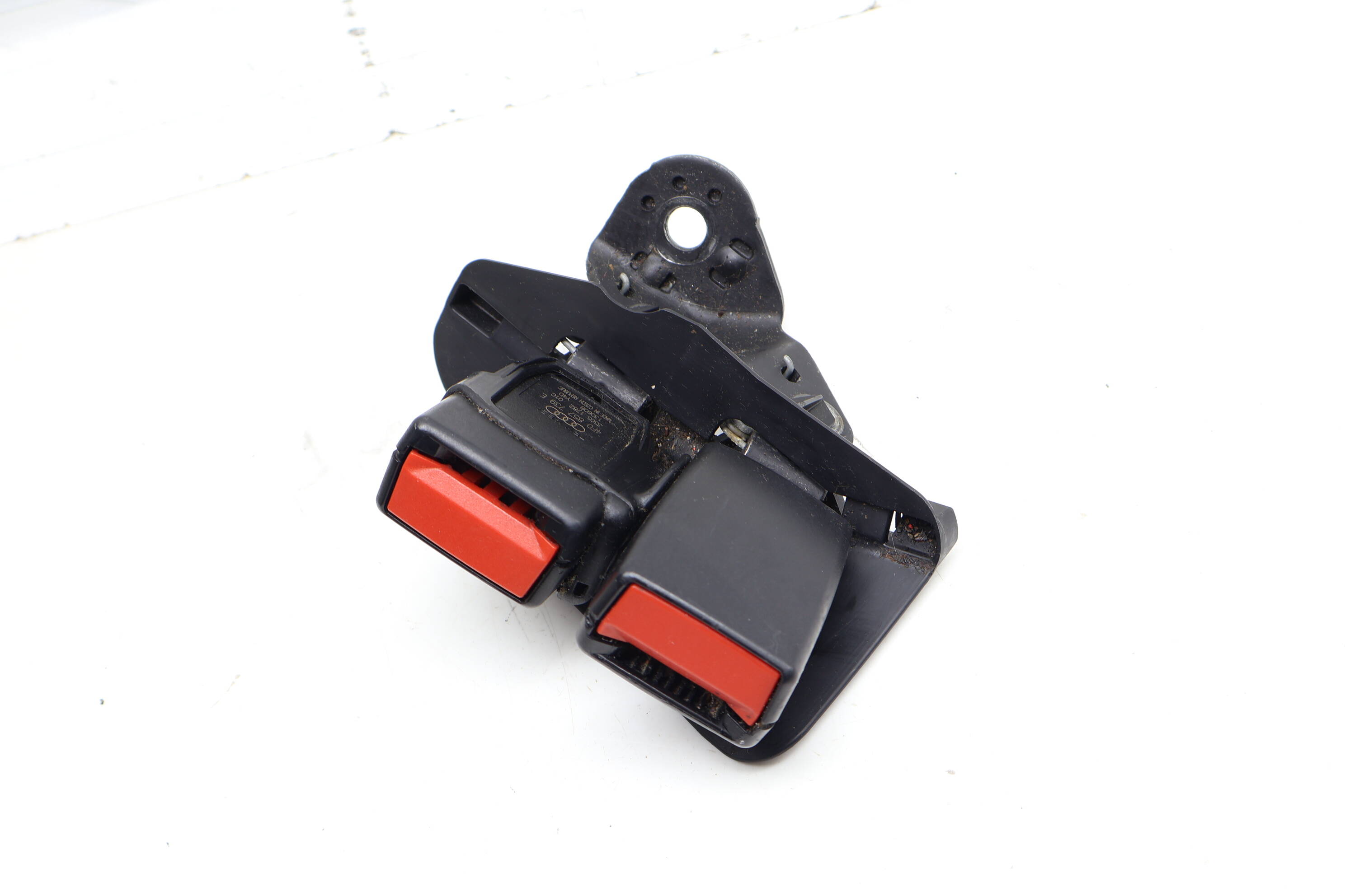 Seatbelt / Seat Belt Double Buckle Receiver 4F0857739E