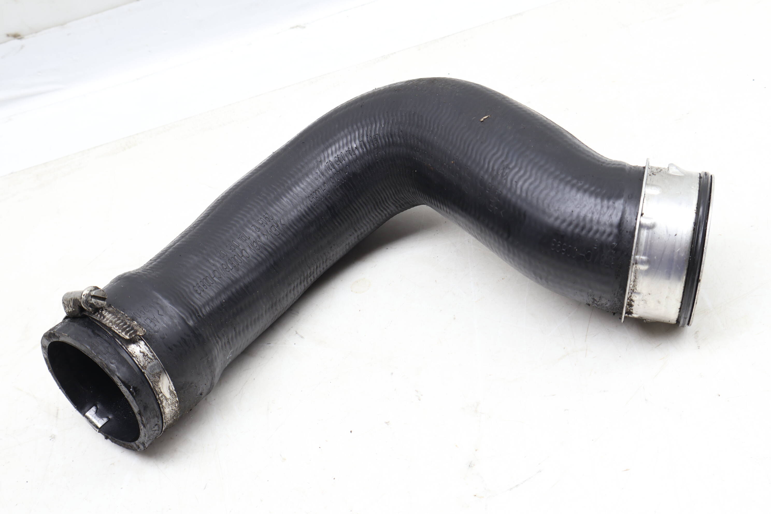 Turbo Intercooler Hose / Tube 7L5145833A 95511064400