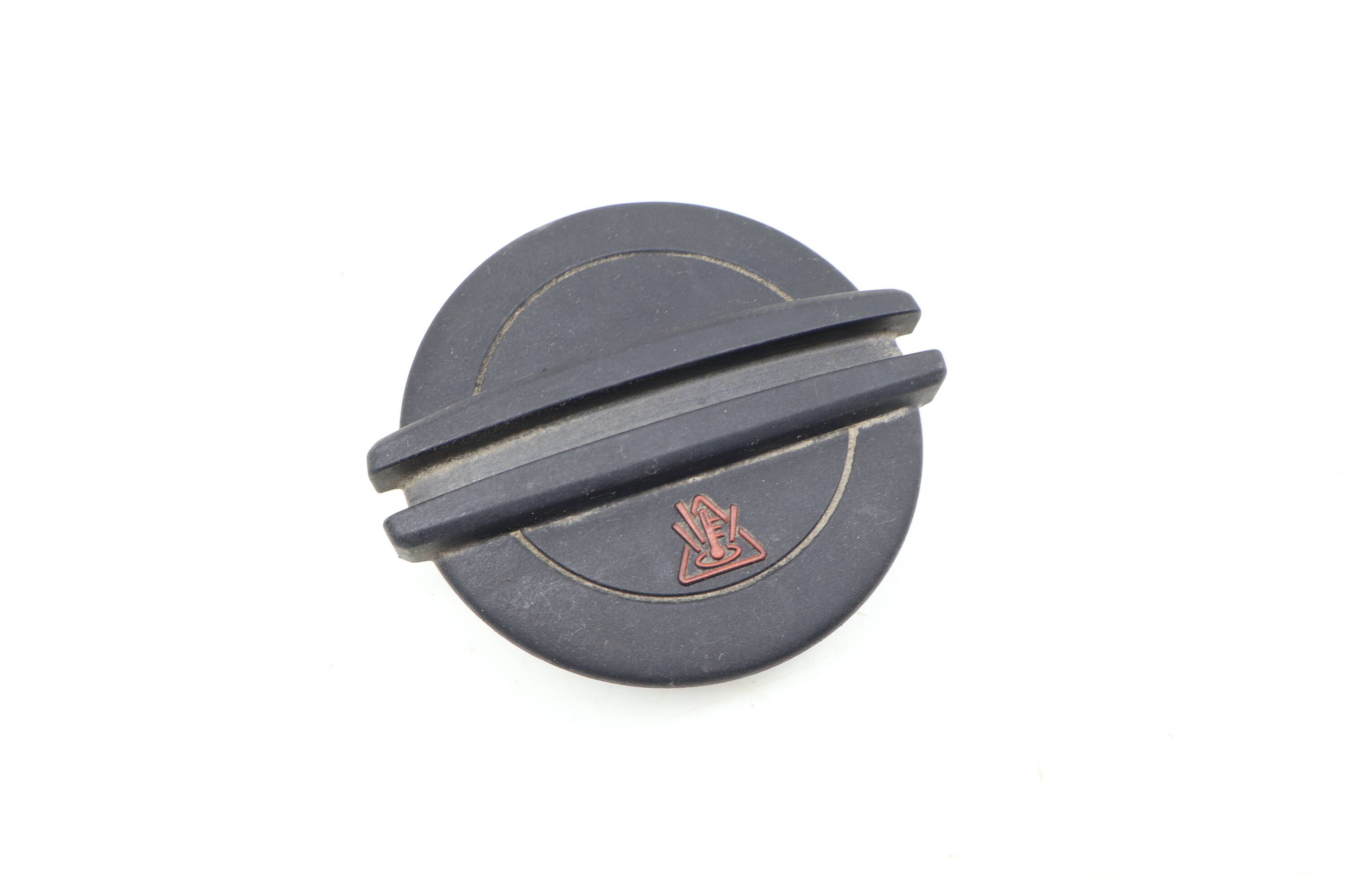 Coolant Reservoir / Tank / Bottle Cap 3C0121321