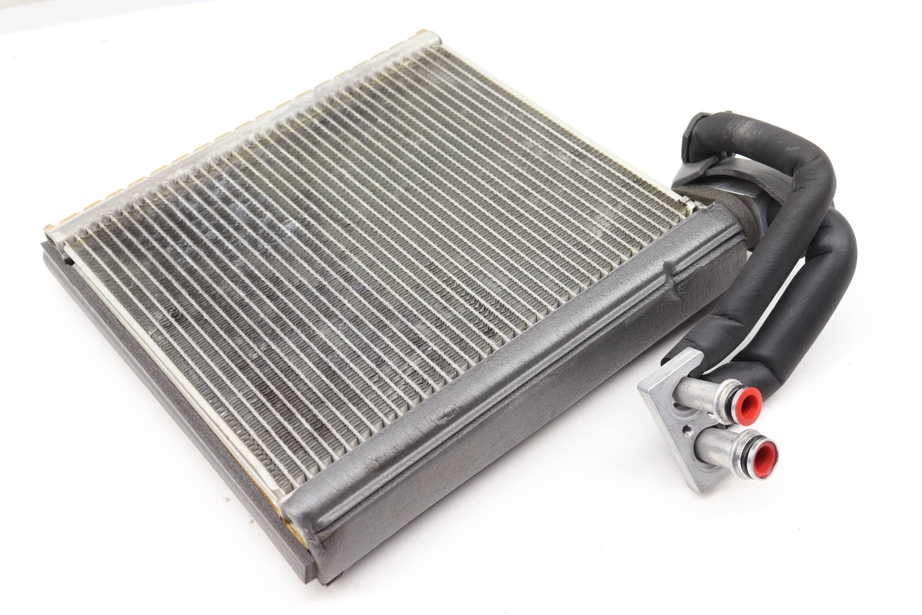 【2024年最新】海外限定の人気アイテム BMW Ac Evaporator (Z4) 64119188991 ピンズ・ピンバッジ・缶バッジ