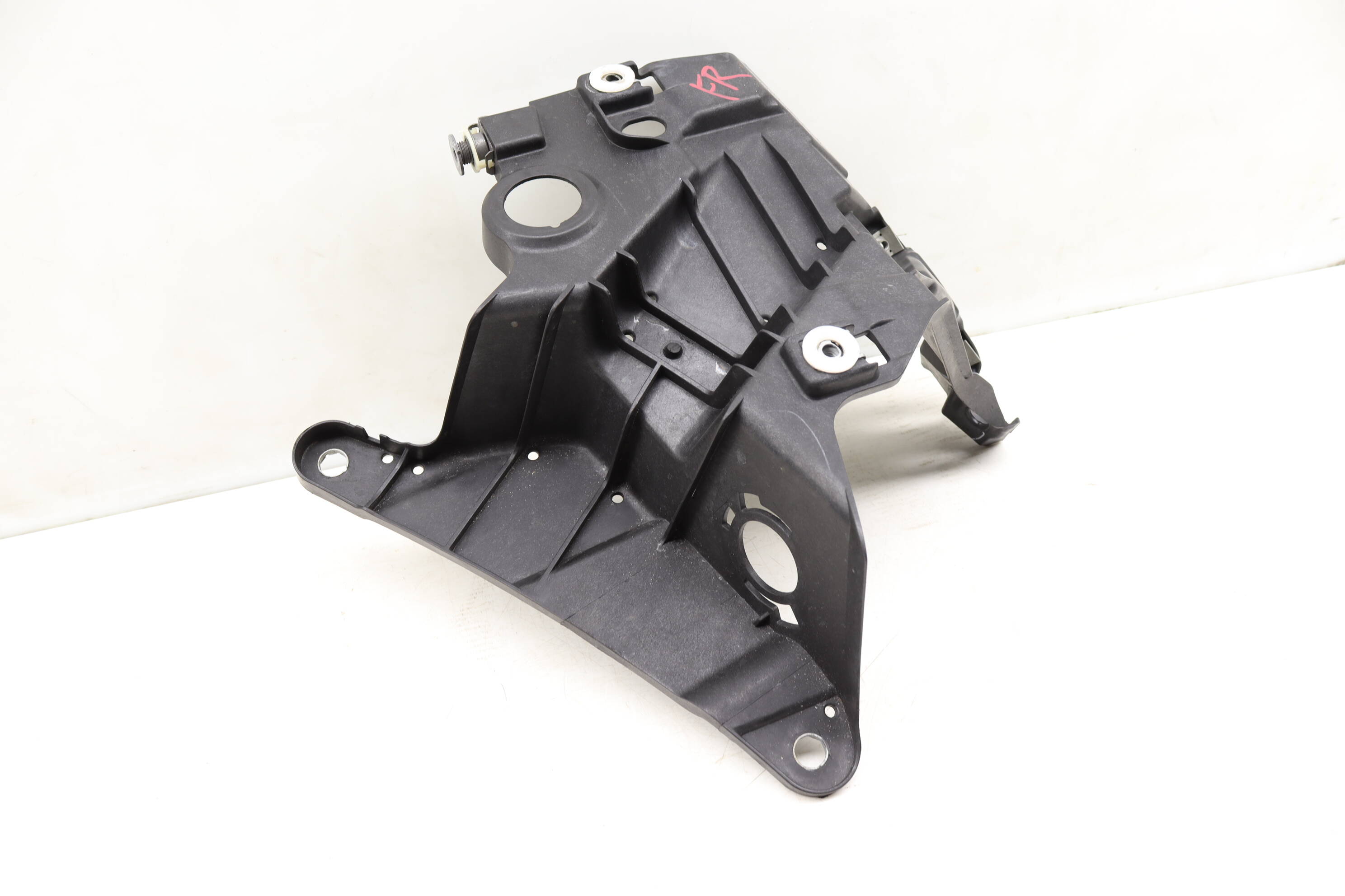 BMW Right Fender Mount Bracket (X5, X6) 51647294544 