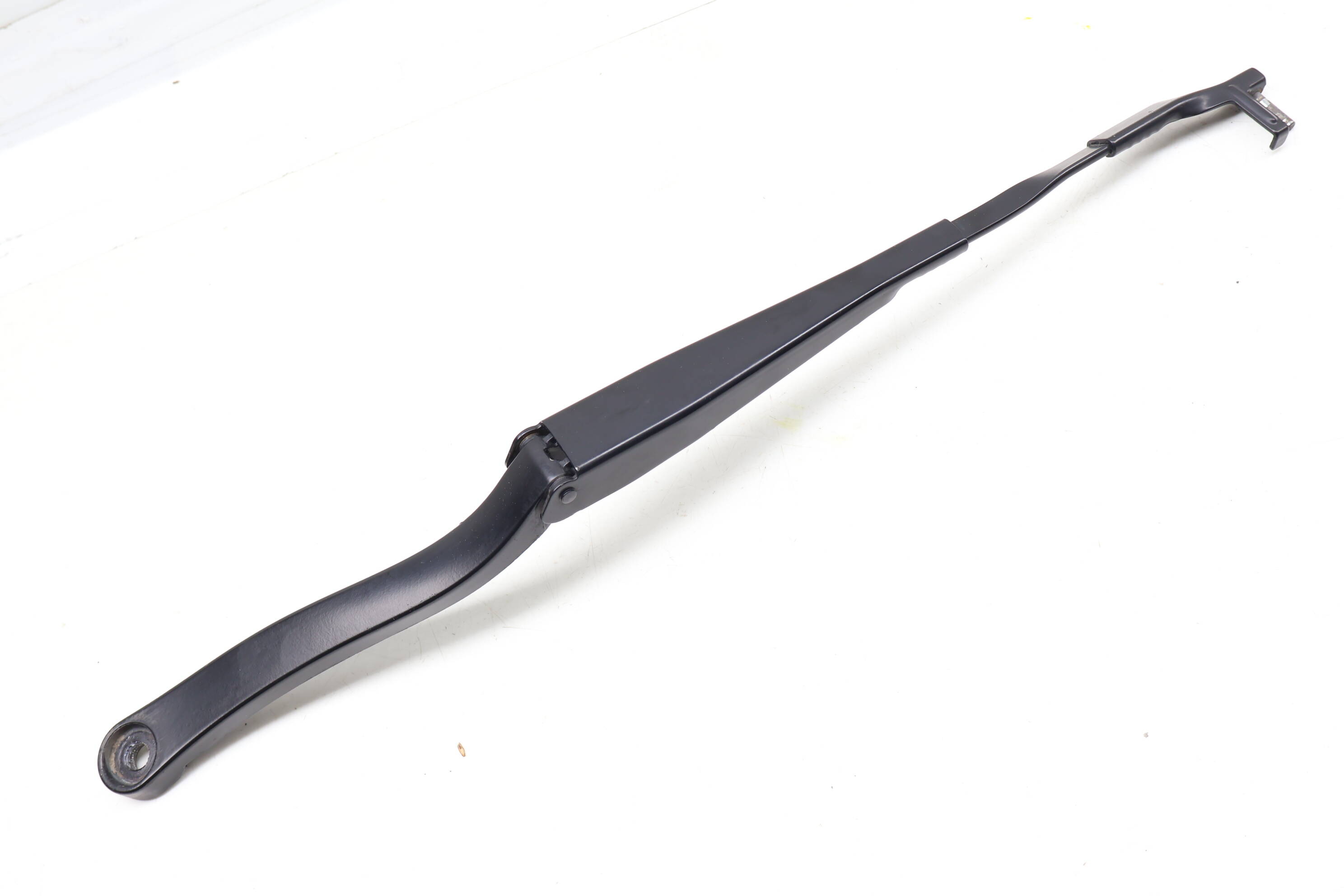 Windshield Wiper Arm 2128201344