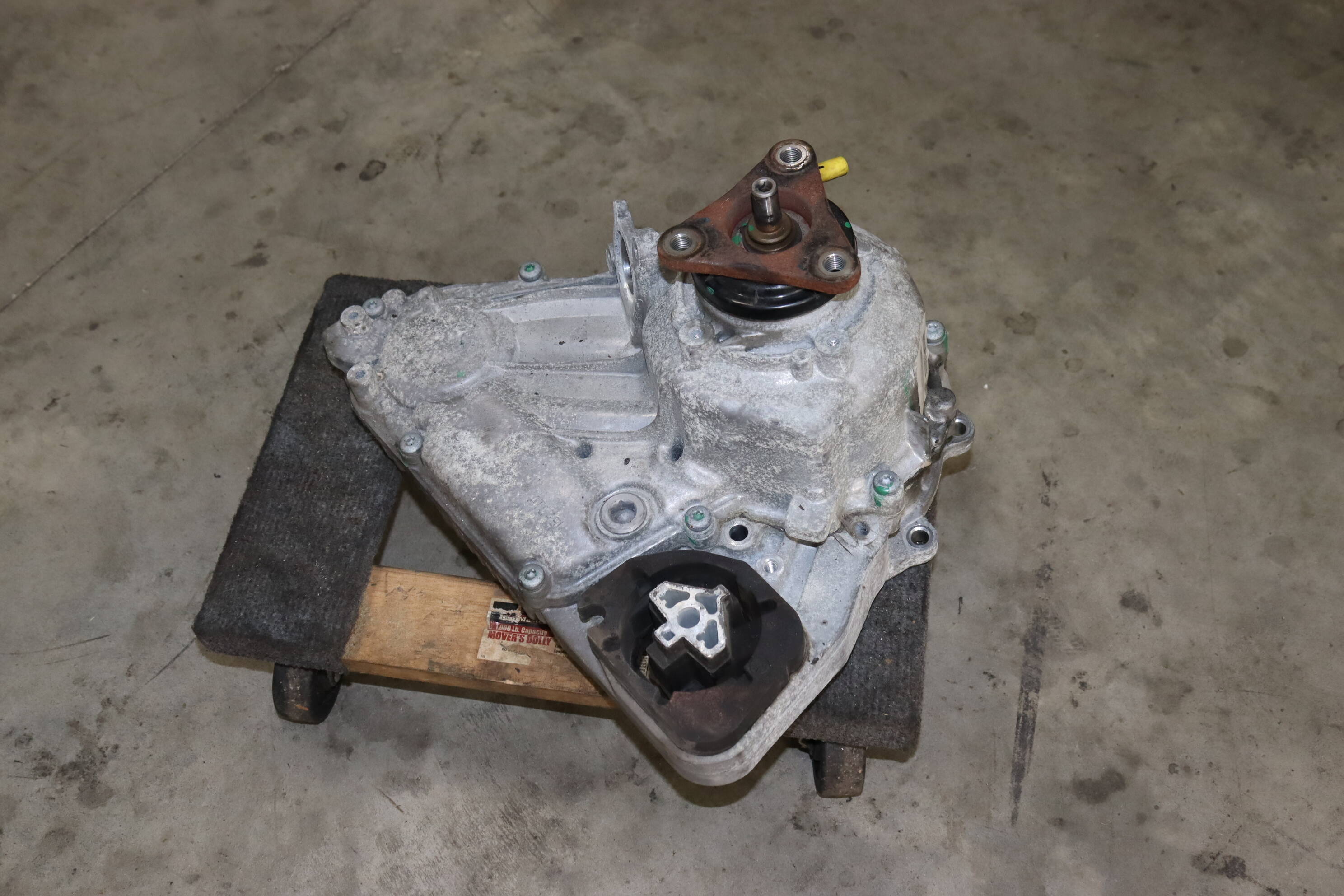 Transfer Case / Box 27108643151