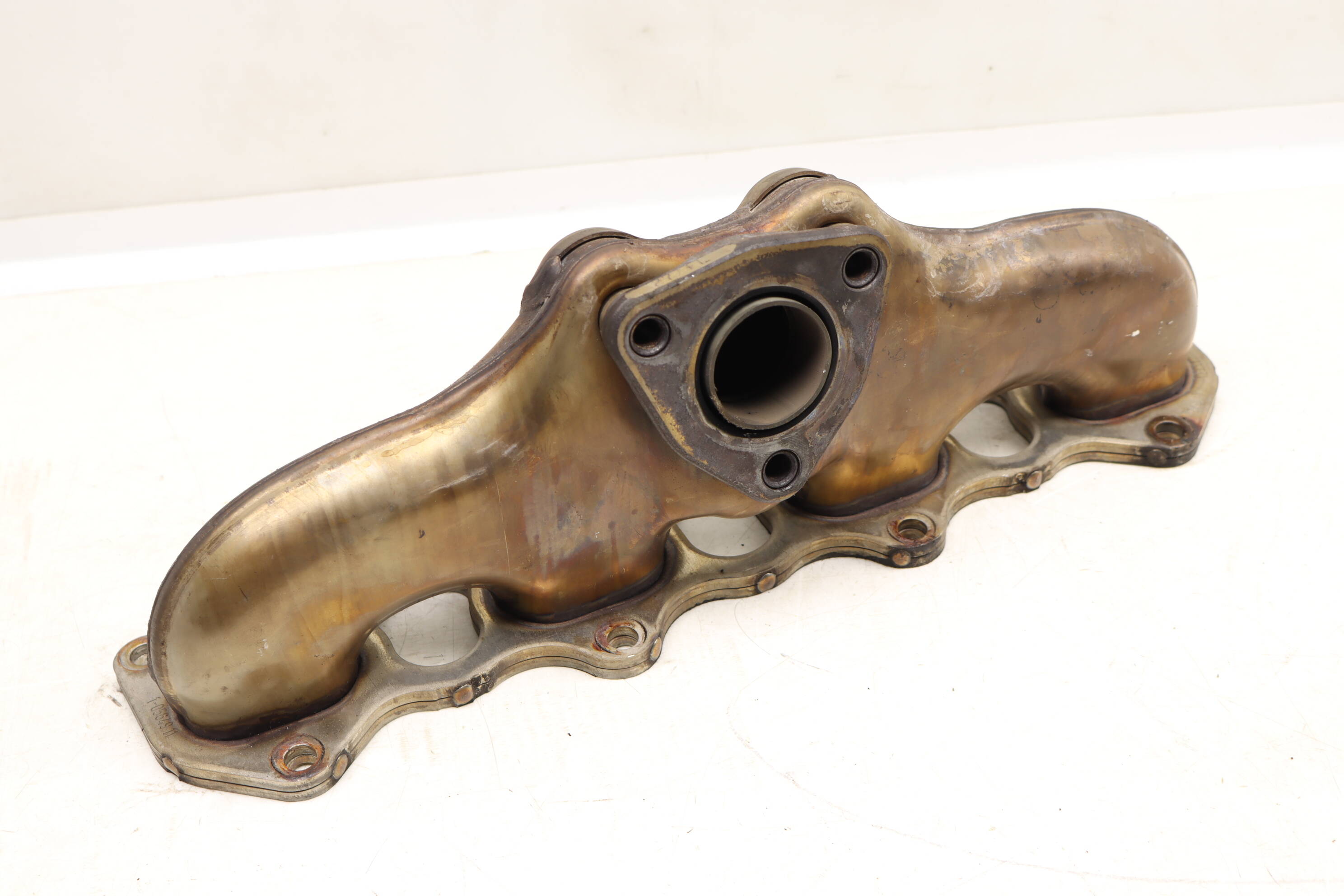Exhaust Manifold 94811112951
