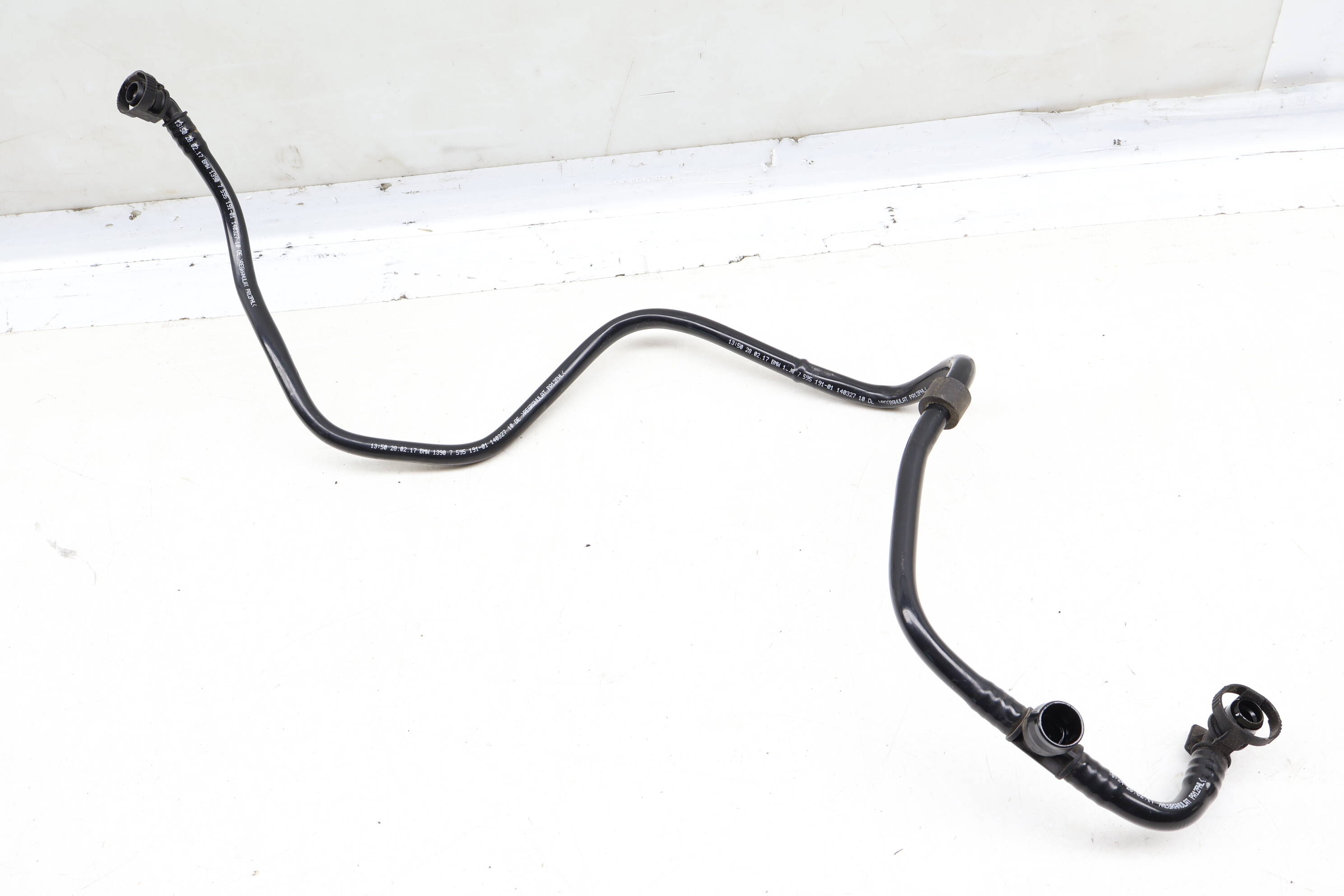 Fuel Tank Breather Line / Suction Jet Pump 13907595191