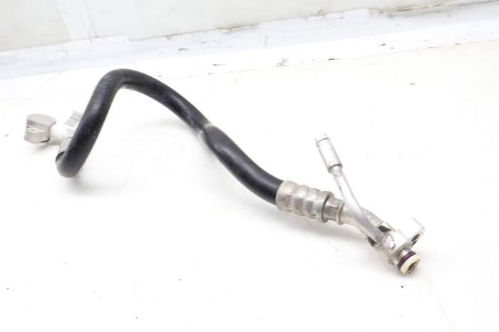 Ac Suction Pipe / Line / Hose 64539382720 main product photo
