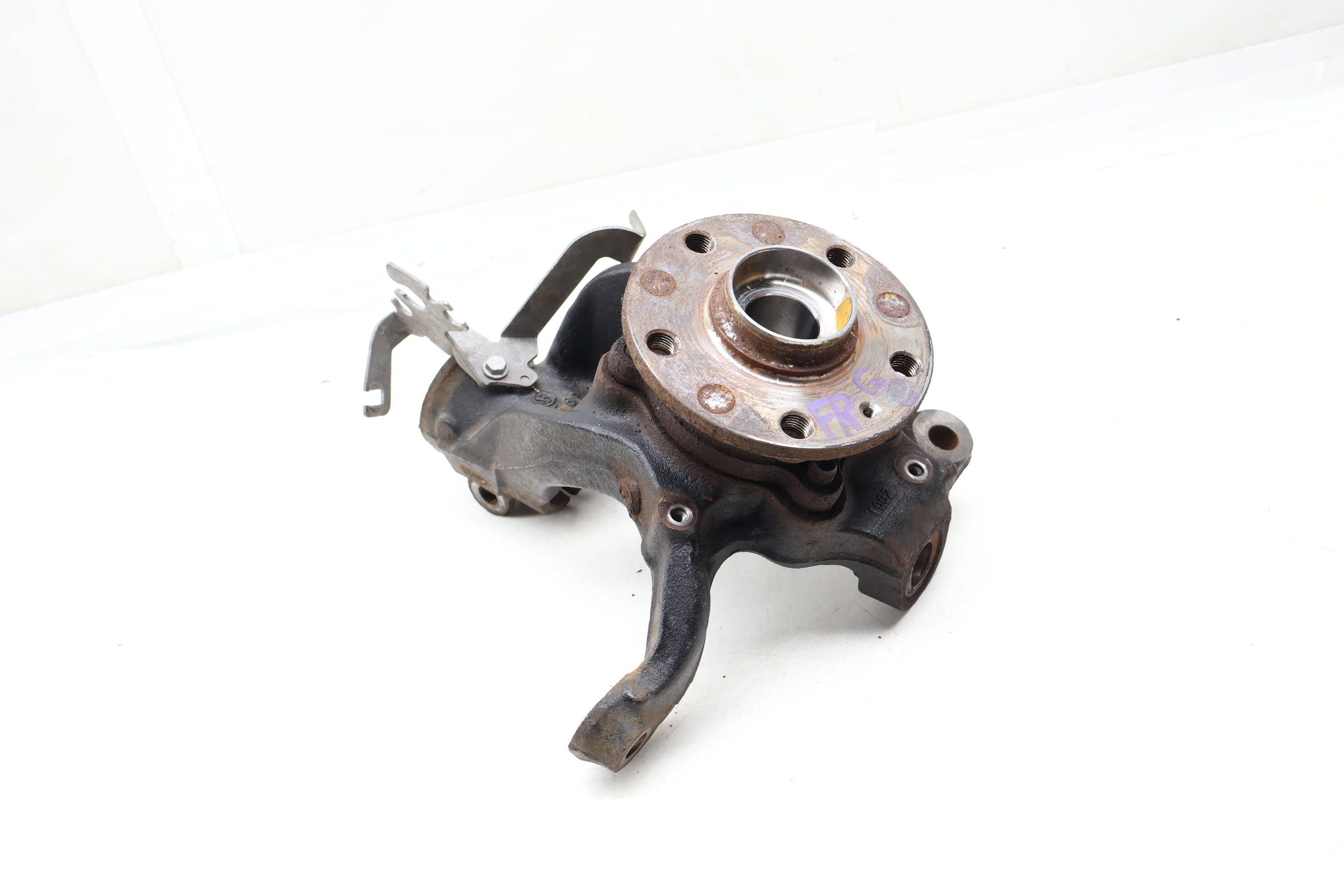 Spindle Knuckle W/ Wheel Bearing 3QF407256E