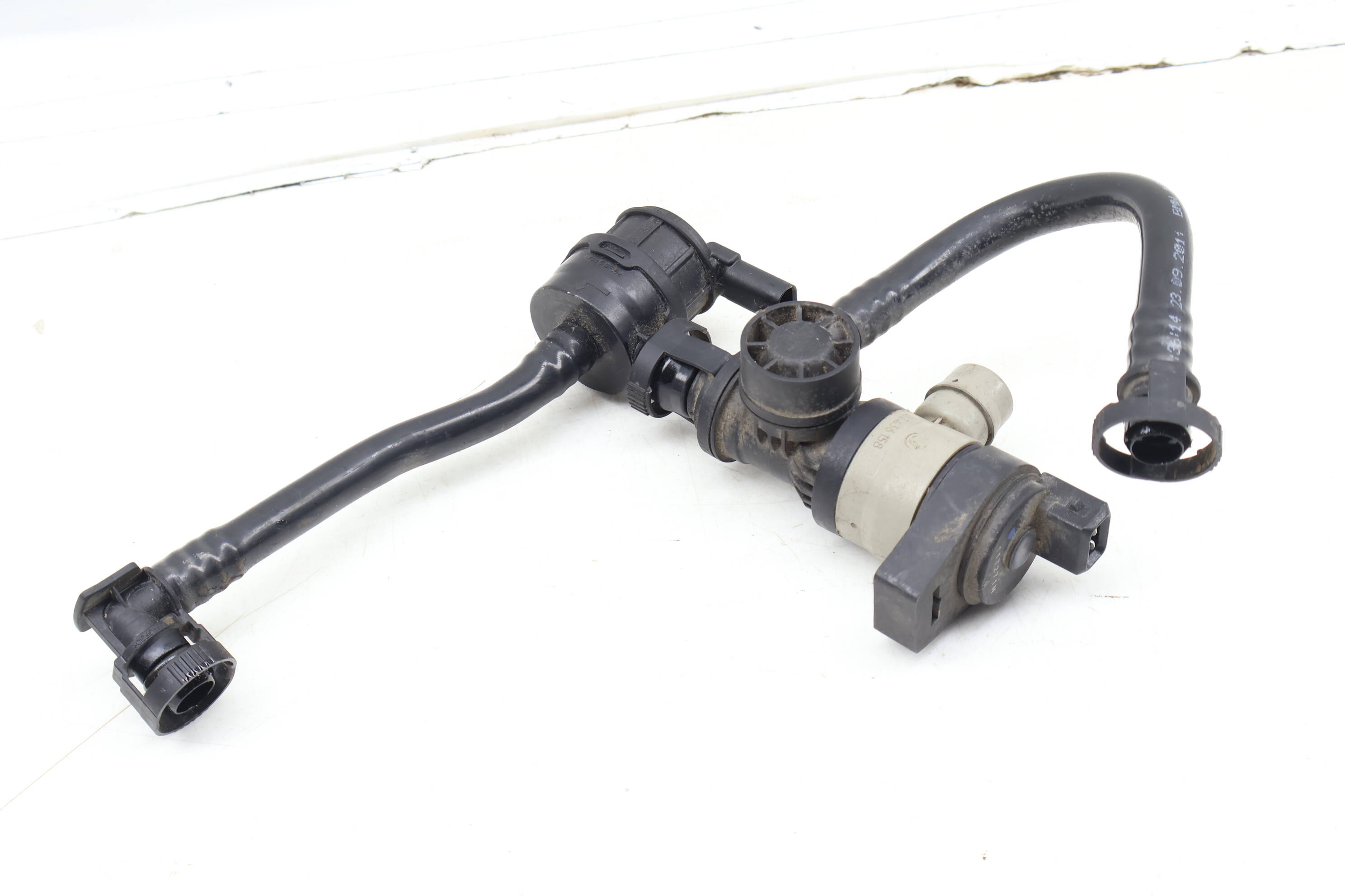 Fuel Tank Valve / Breather Line 13907636157