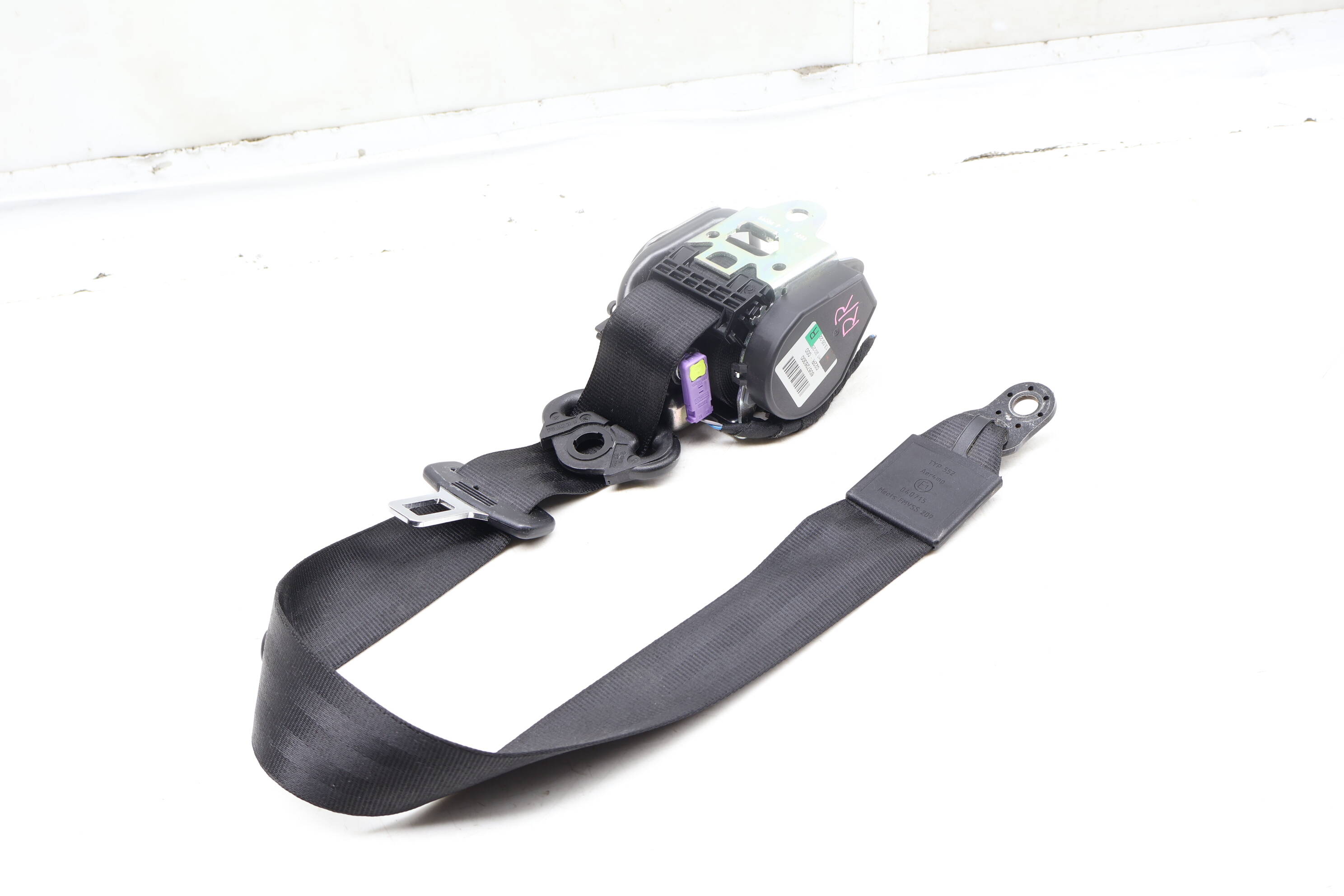 2Nd Row Seatbelt / Seat Belt Retractor 4L0857806H