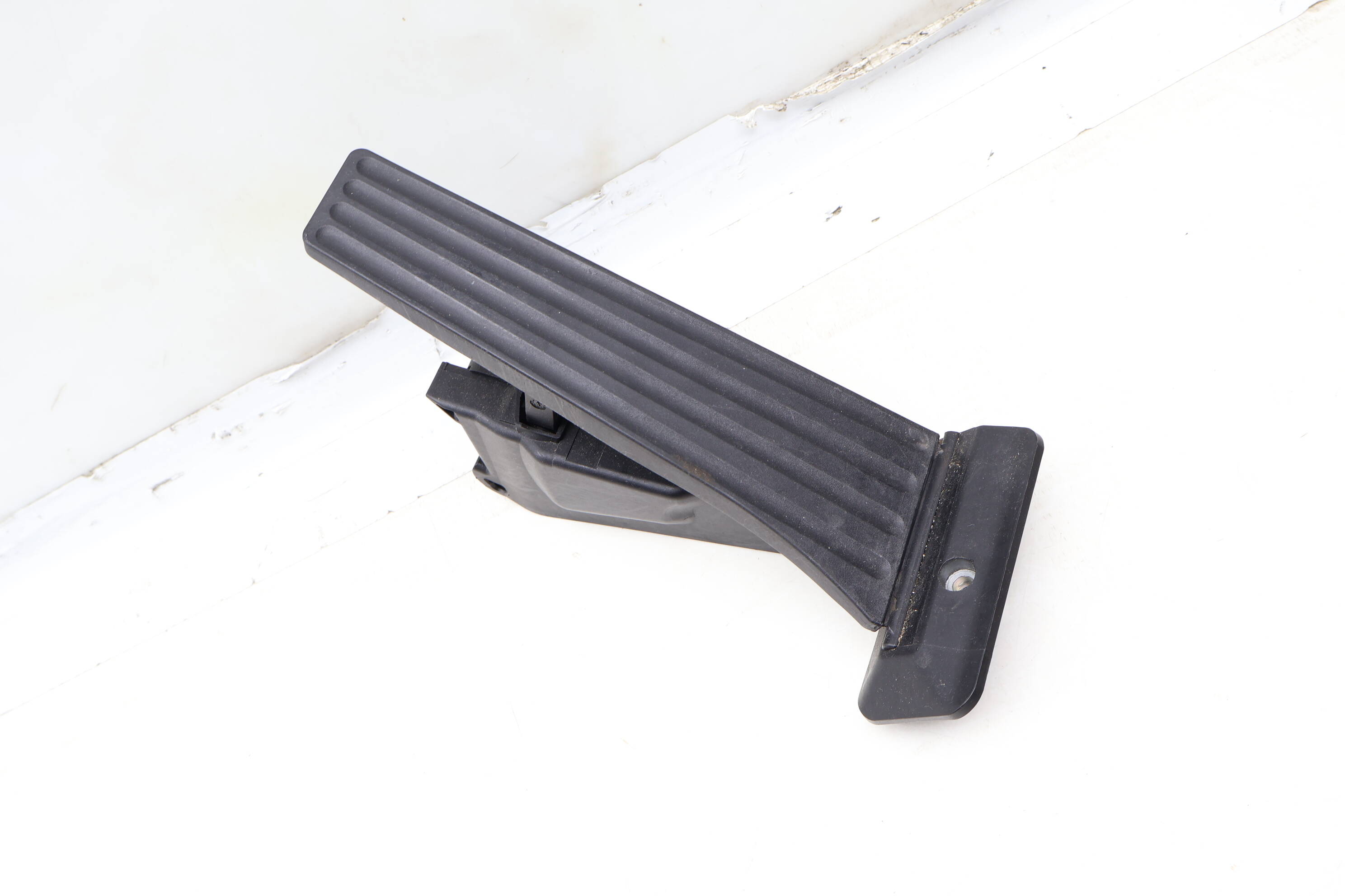 Gas Pedal / Accelerator Module 35426853175