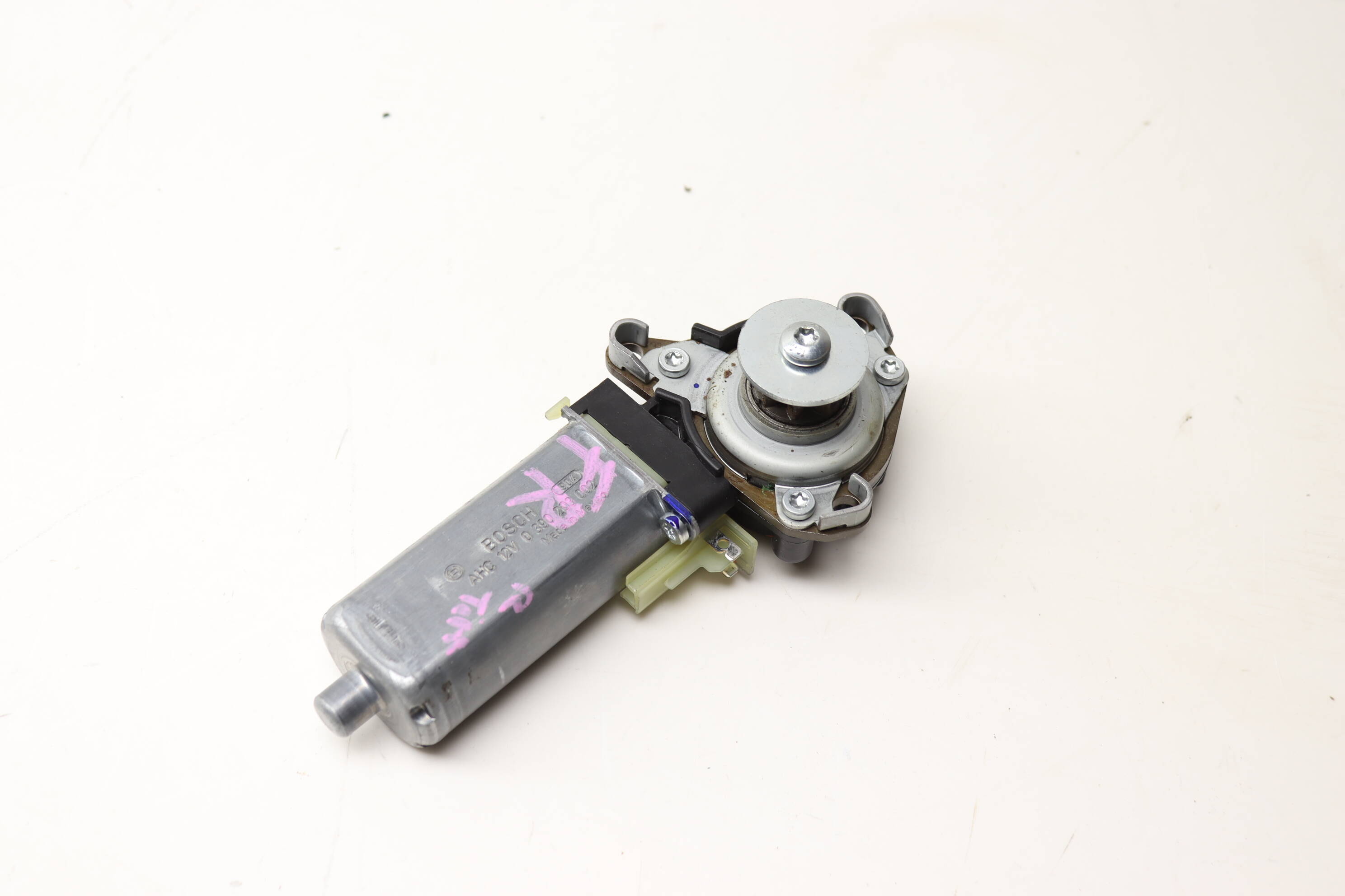 Rear&#x20;Tilt&#x20;Seat&#x20;Motor&#x20;W&#x2F;&#x20;Transmission