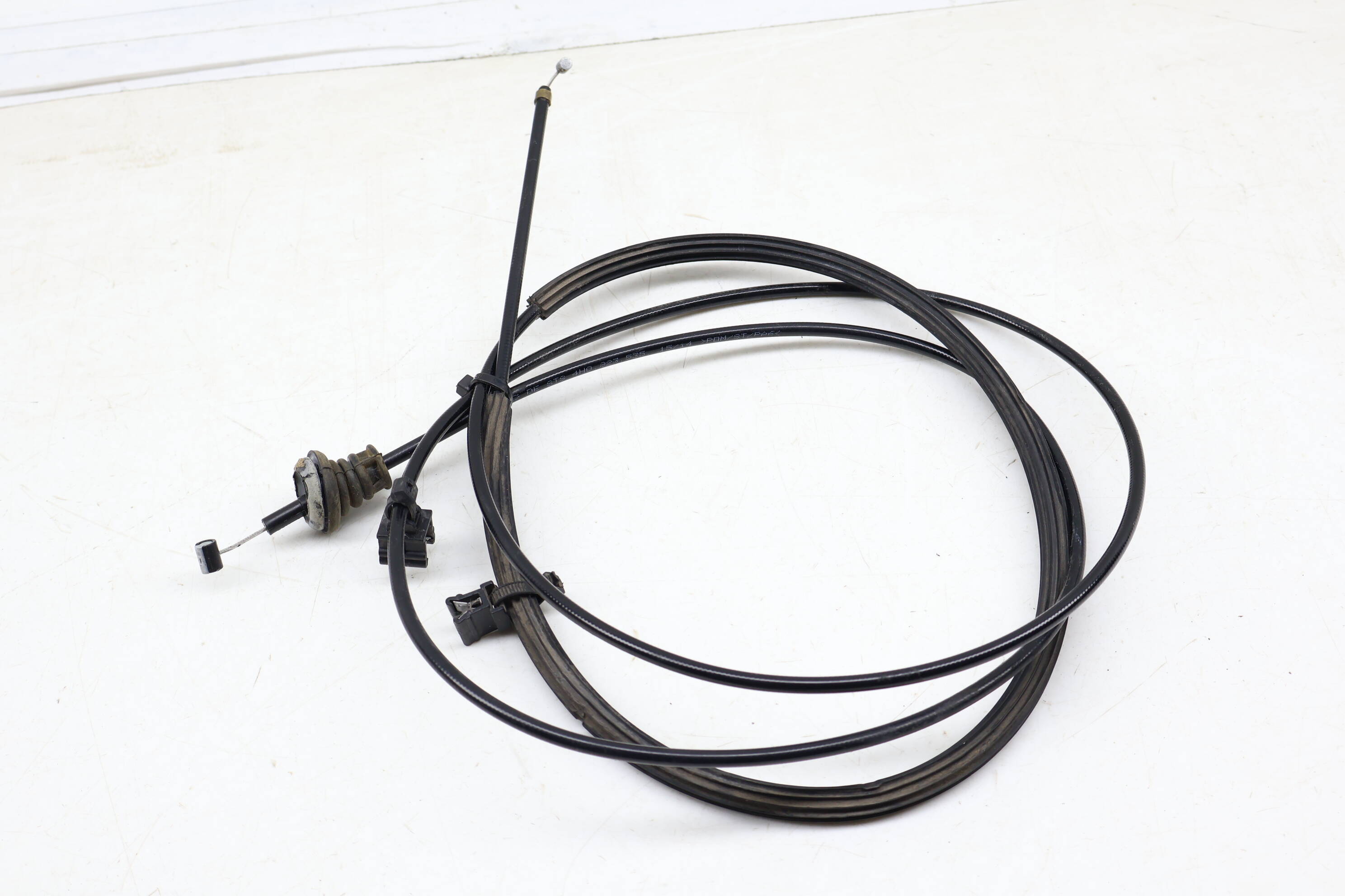 Hood Latch Release Cable 4H0823535
