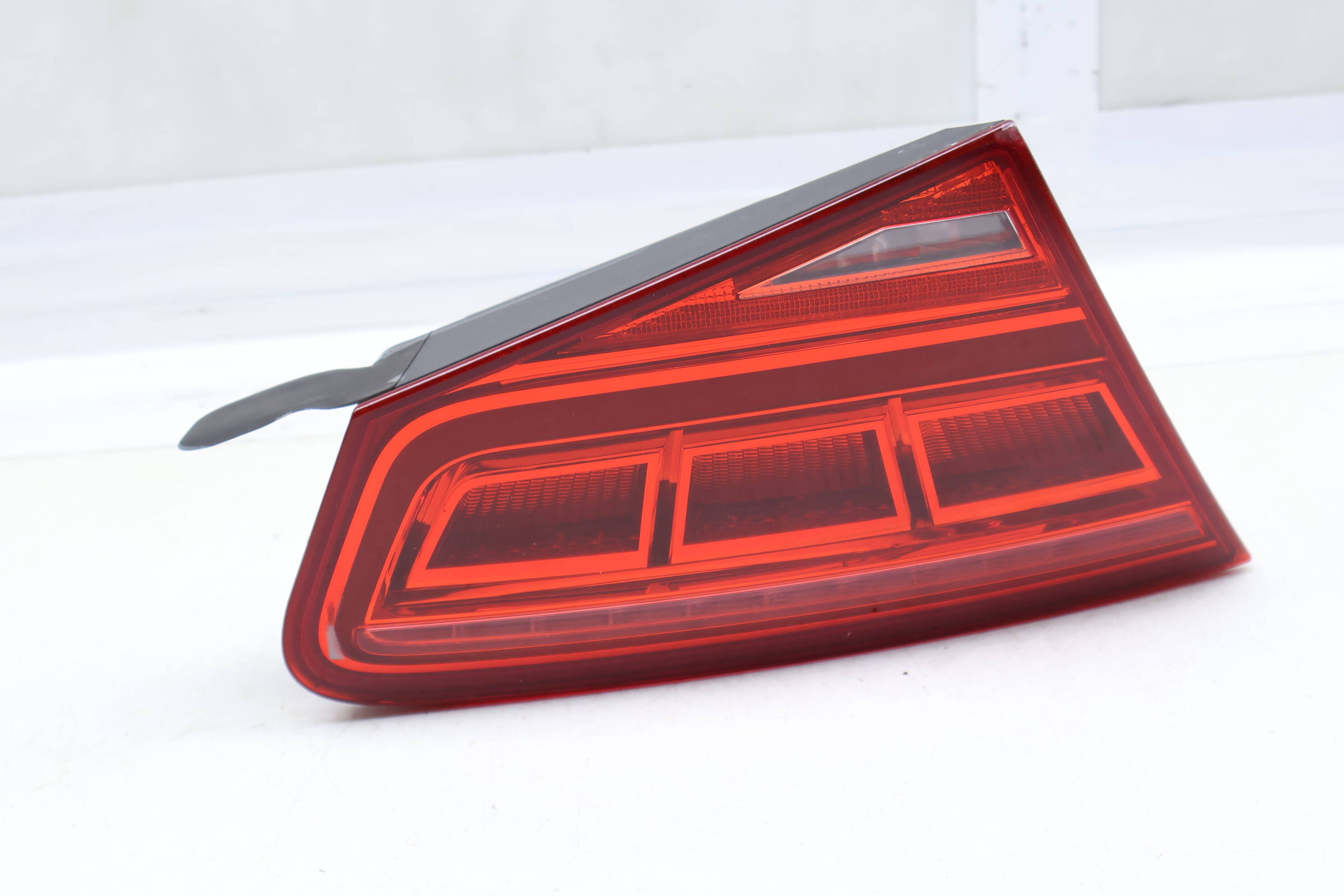 Inner Led Tail Light / Lamp 4H0945093A
