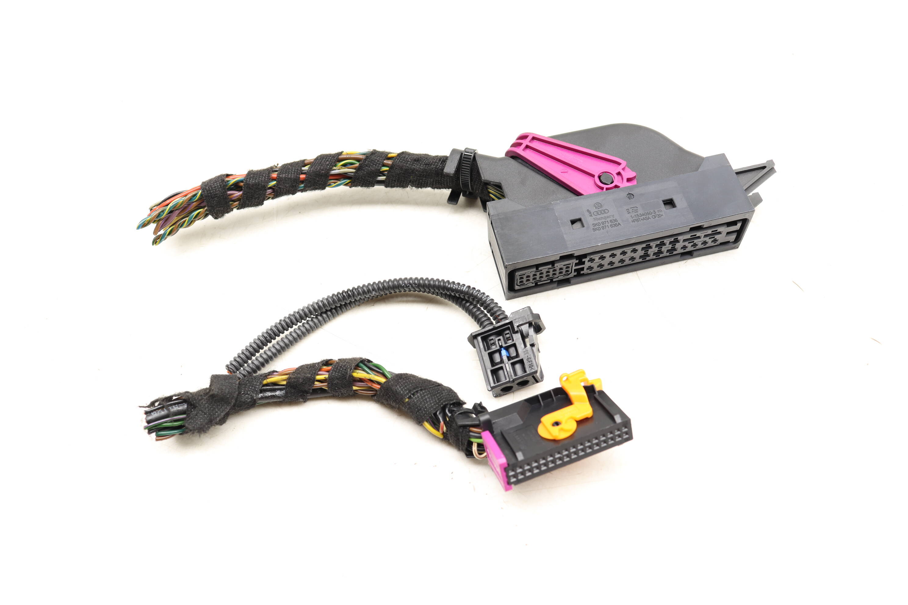 Audi Bang & Olufsen Stereo Amplifiter Wiring Connector / Pigtail