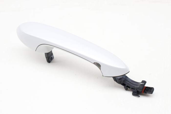 Exterior Door Handle 51218492030 main product photo