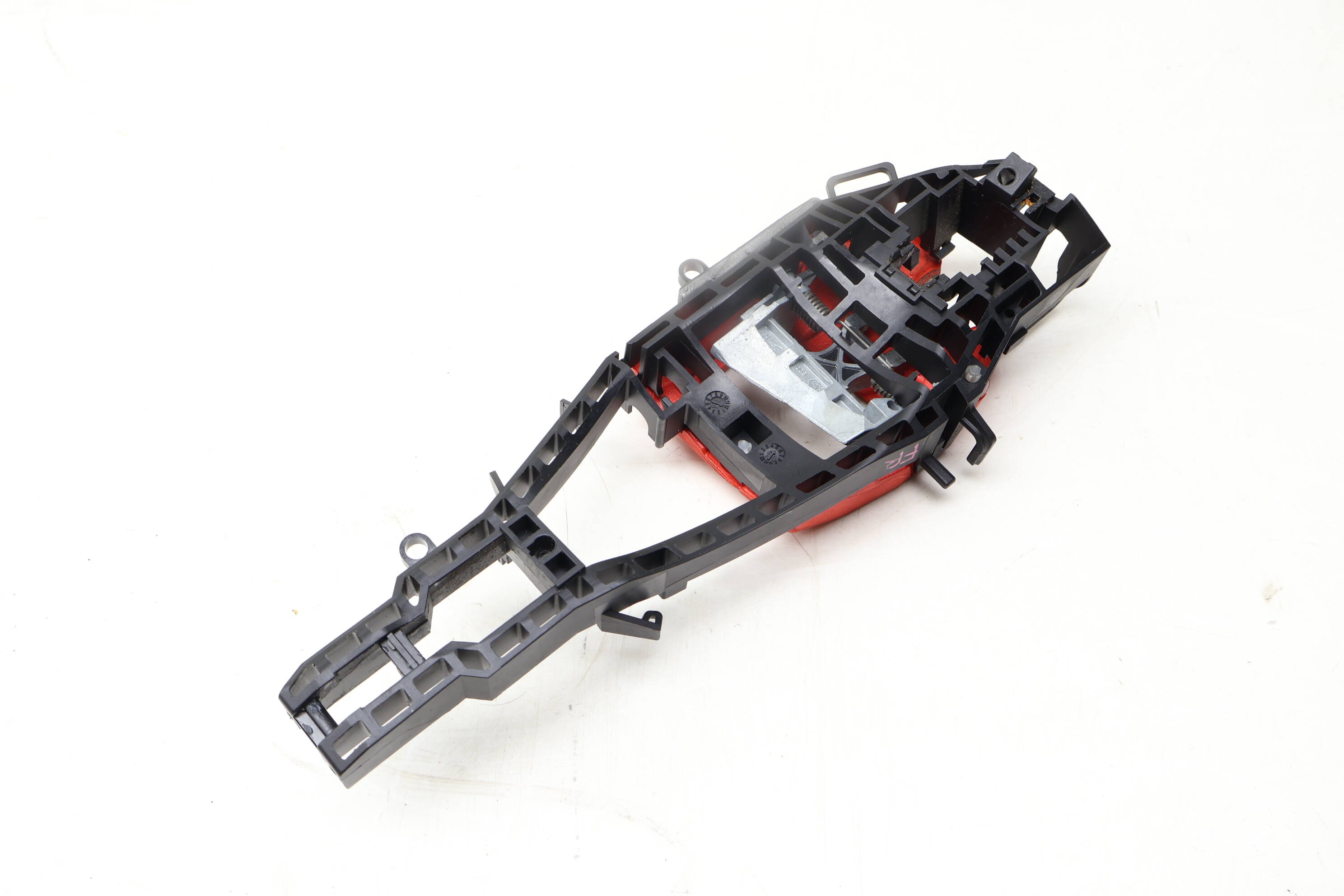 mmm21　38 BMW Front Right Exterior Door Handle Bracket 51217321640