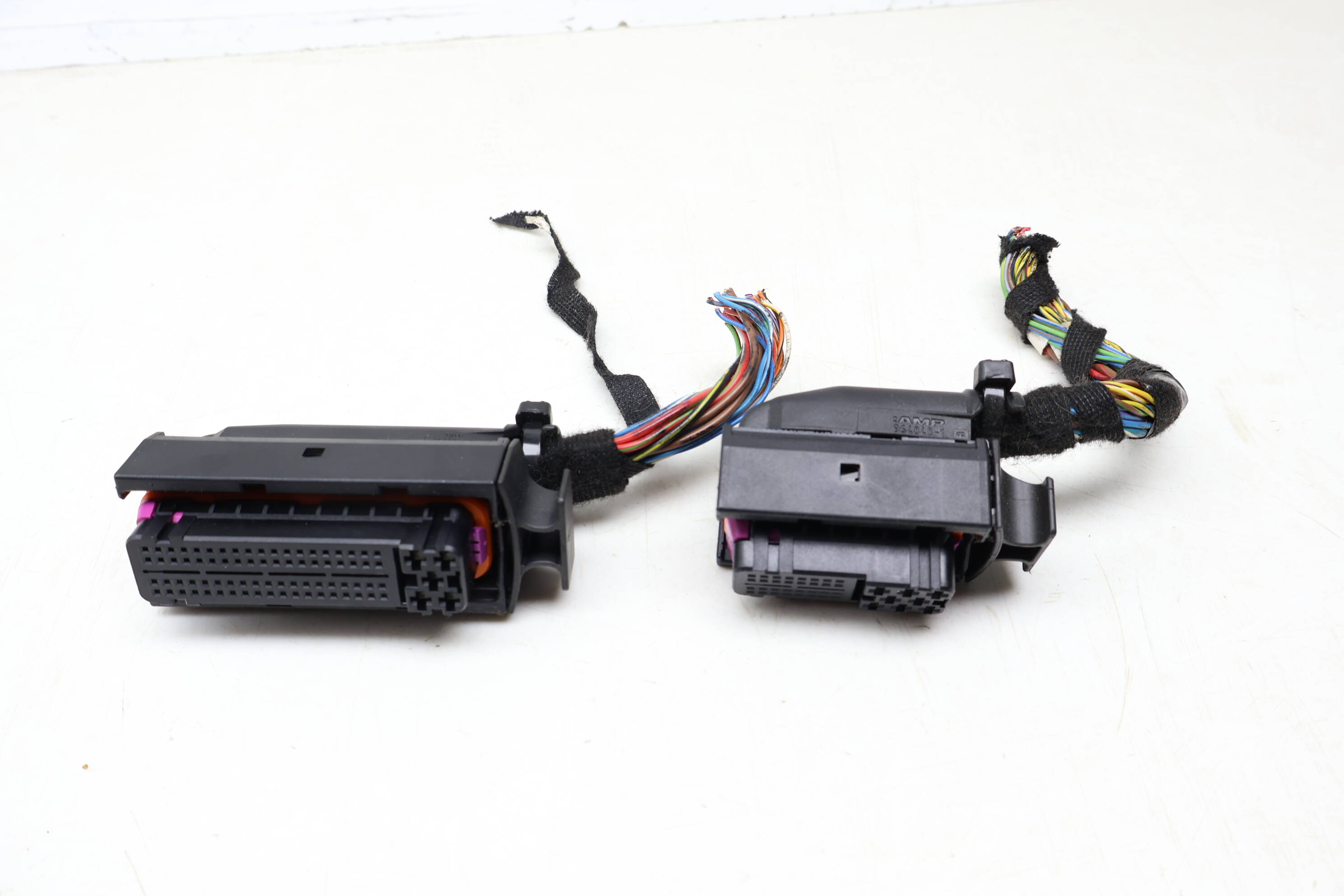 Air Suspension Leveling Module Wiring Harness / Connector Set