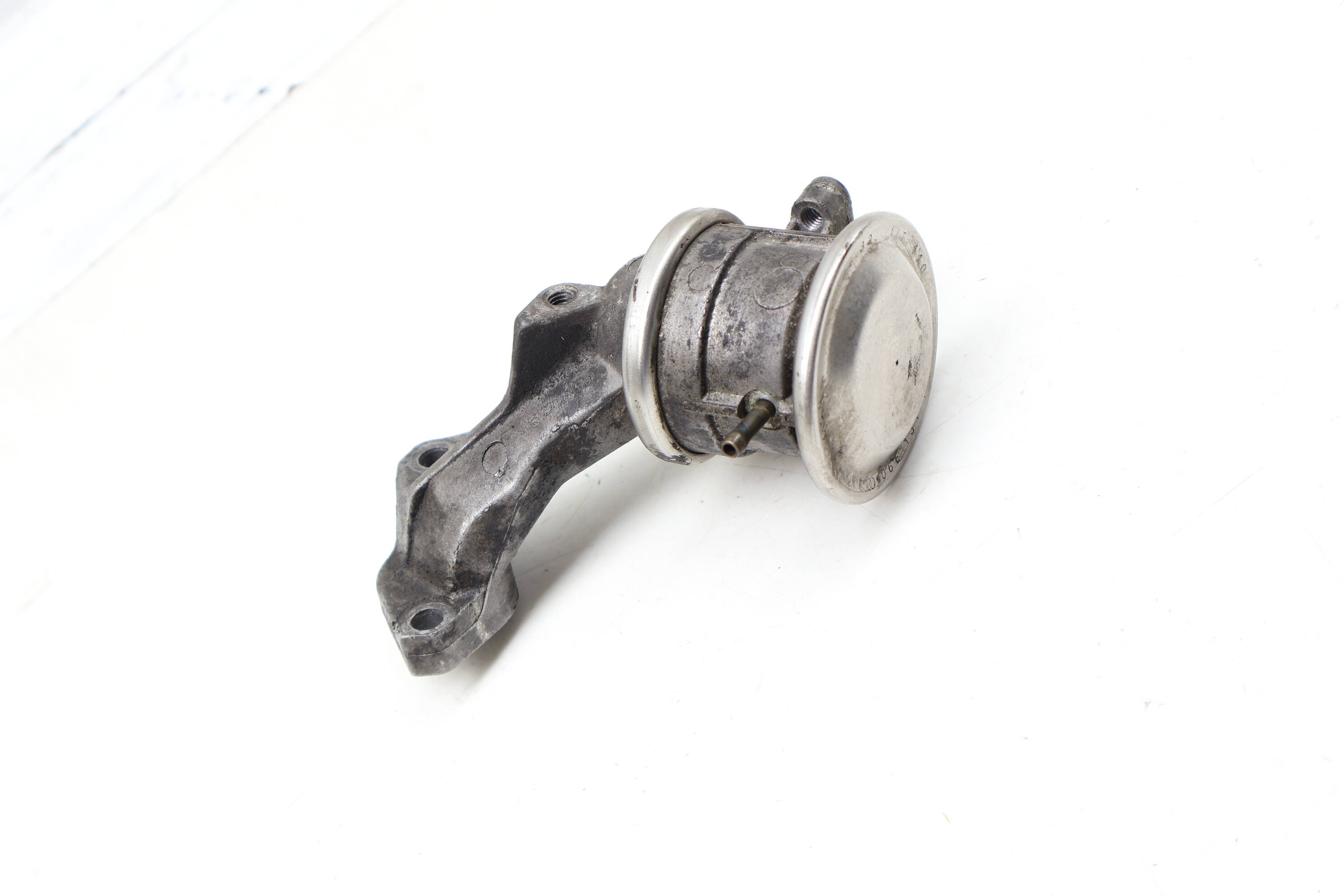 Egr Combi Valve 06E131102B 95811322400