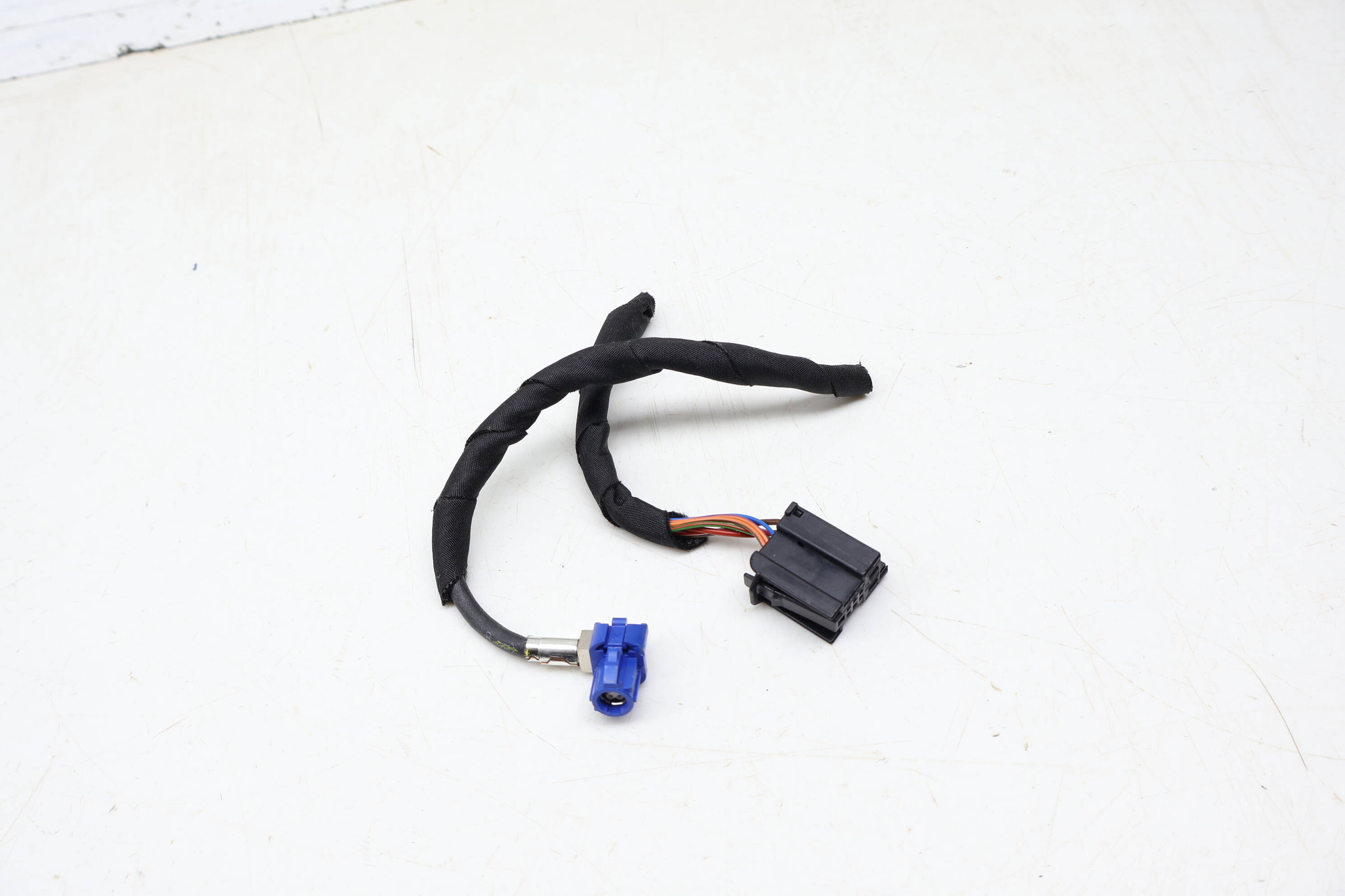 Touchscreen Radio / Display Unit Wiring Connector Pigtail