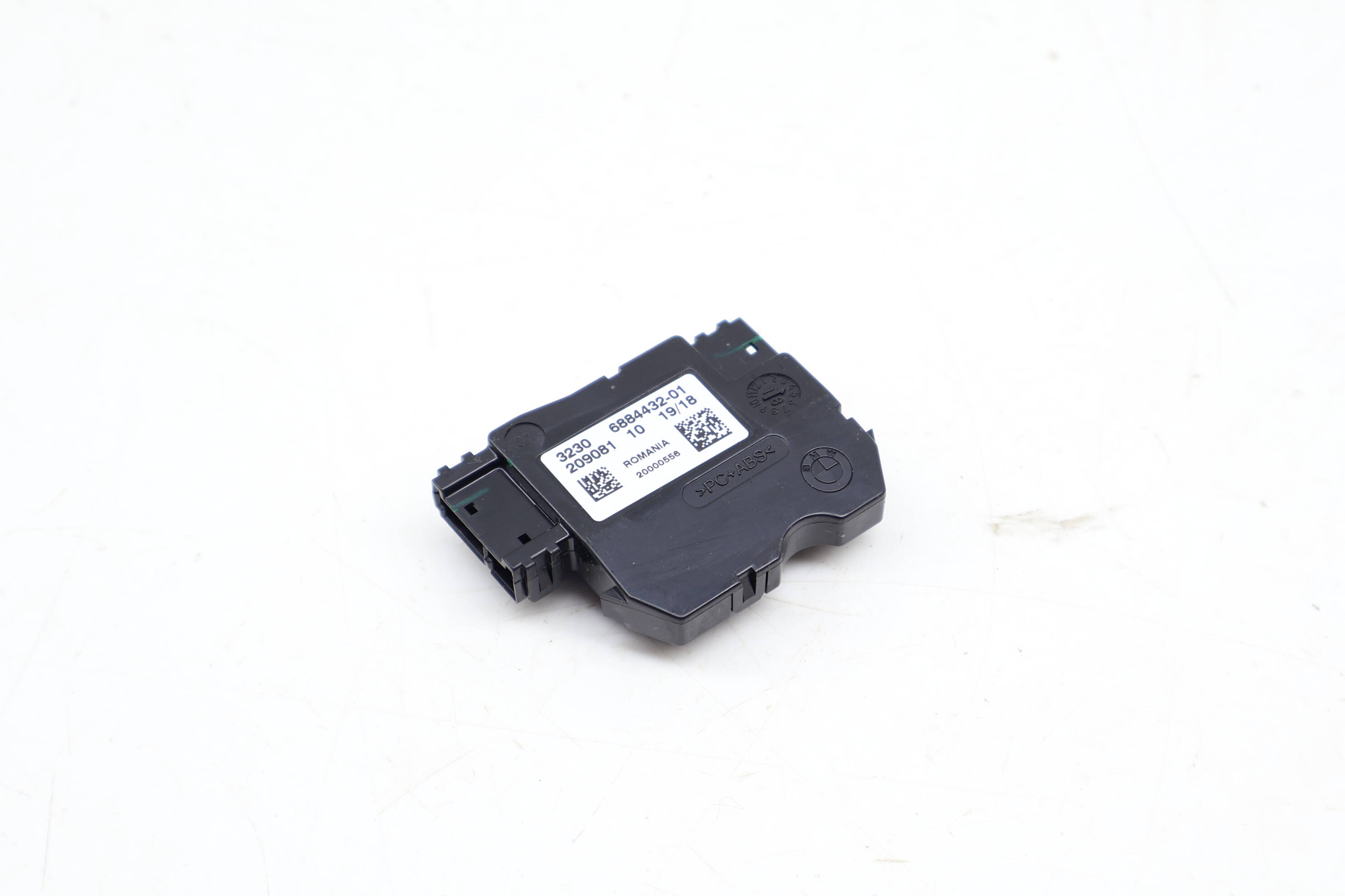 Steering Wheel Electronic Control Module / Unit 32306884432