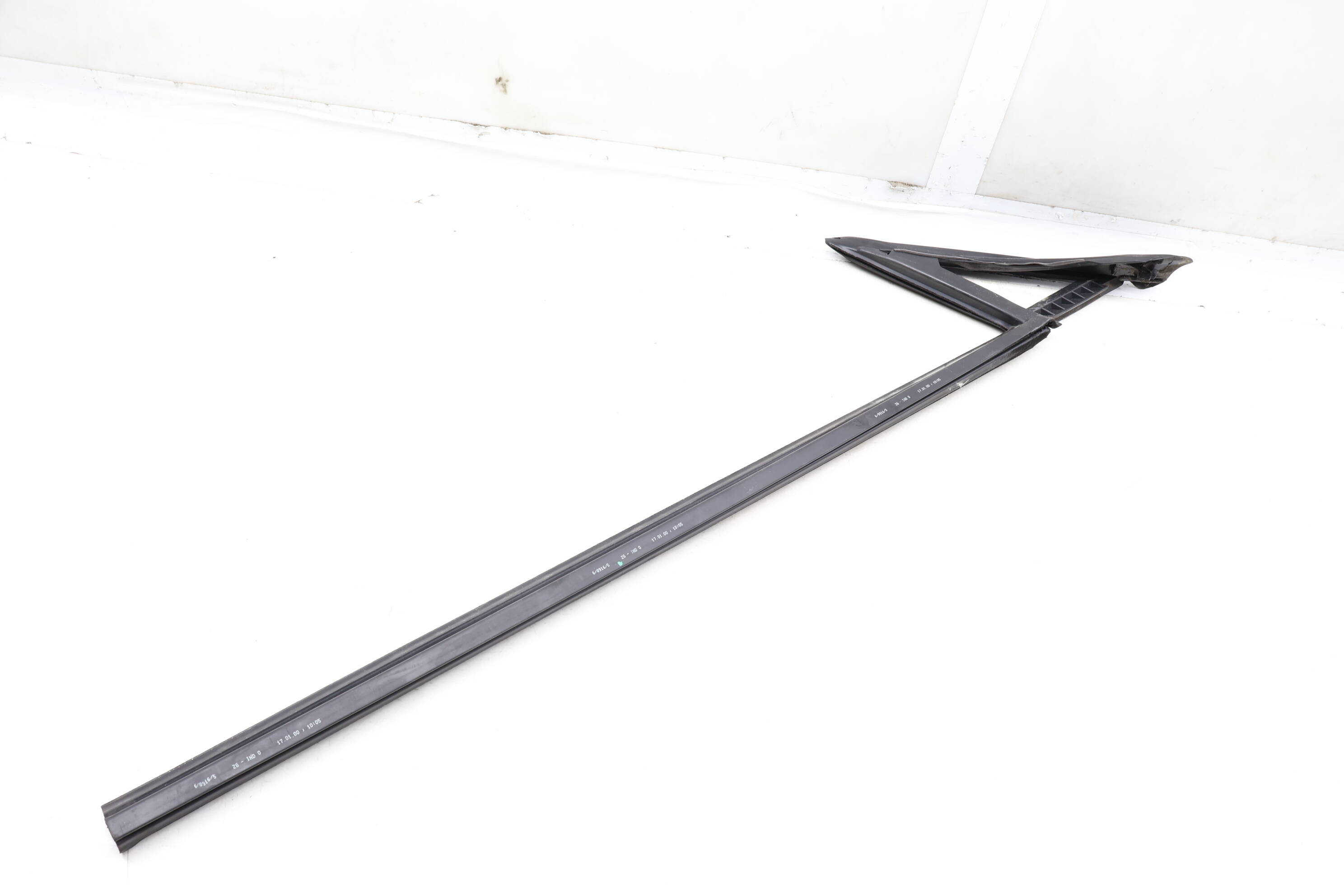 Door Window Slot Seal / Gasket (Inner) 99653753105