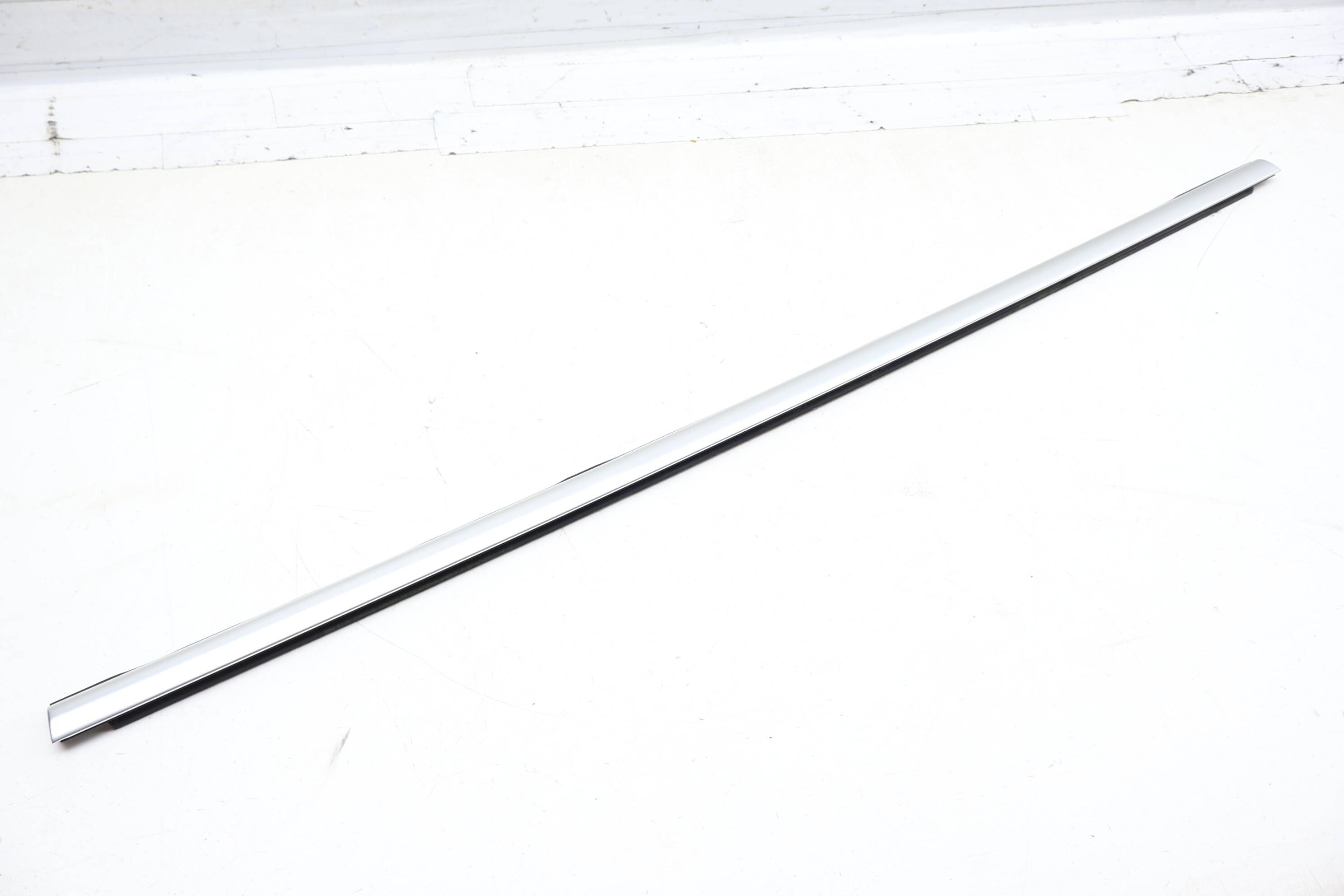Outer Door Seal / Weather Stripping 51227335690