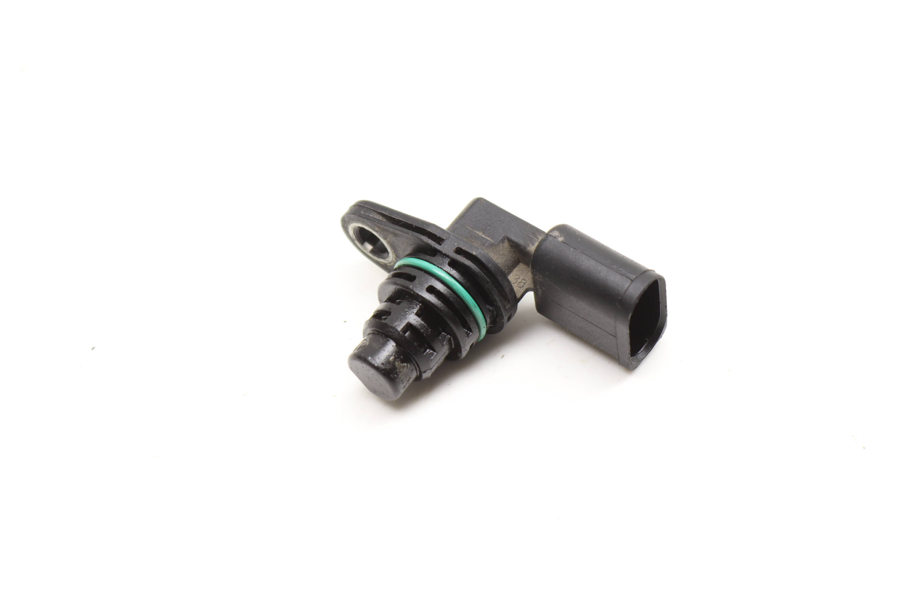 Cam / Camshaft Position Sensor 030907601E