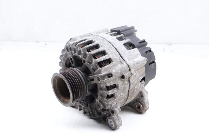 Valeo Alternator - 220 Amp 06E903023B main product photo