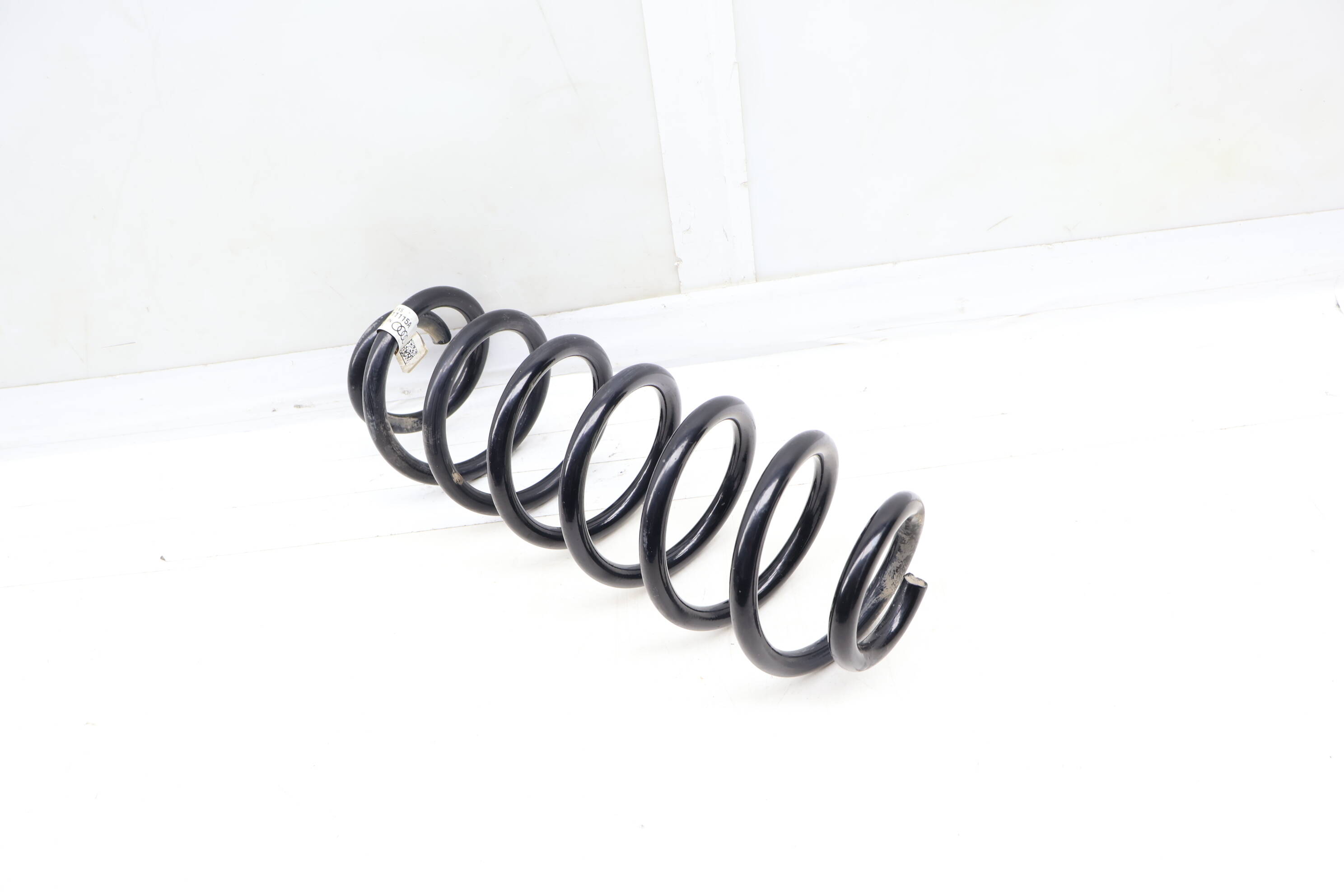 Coil Spring 561511115A