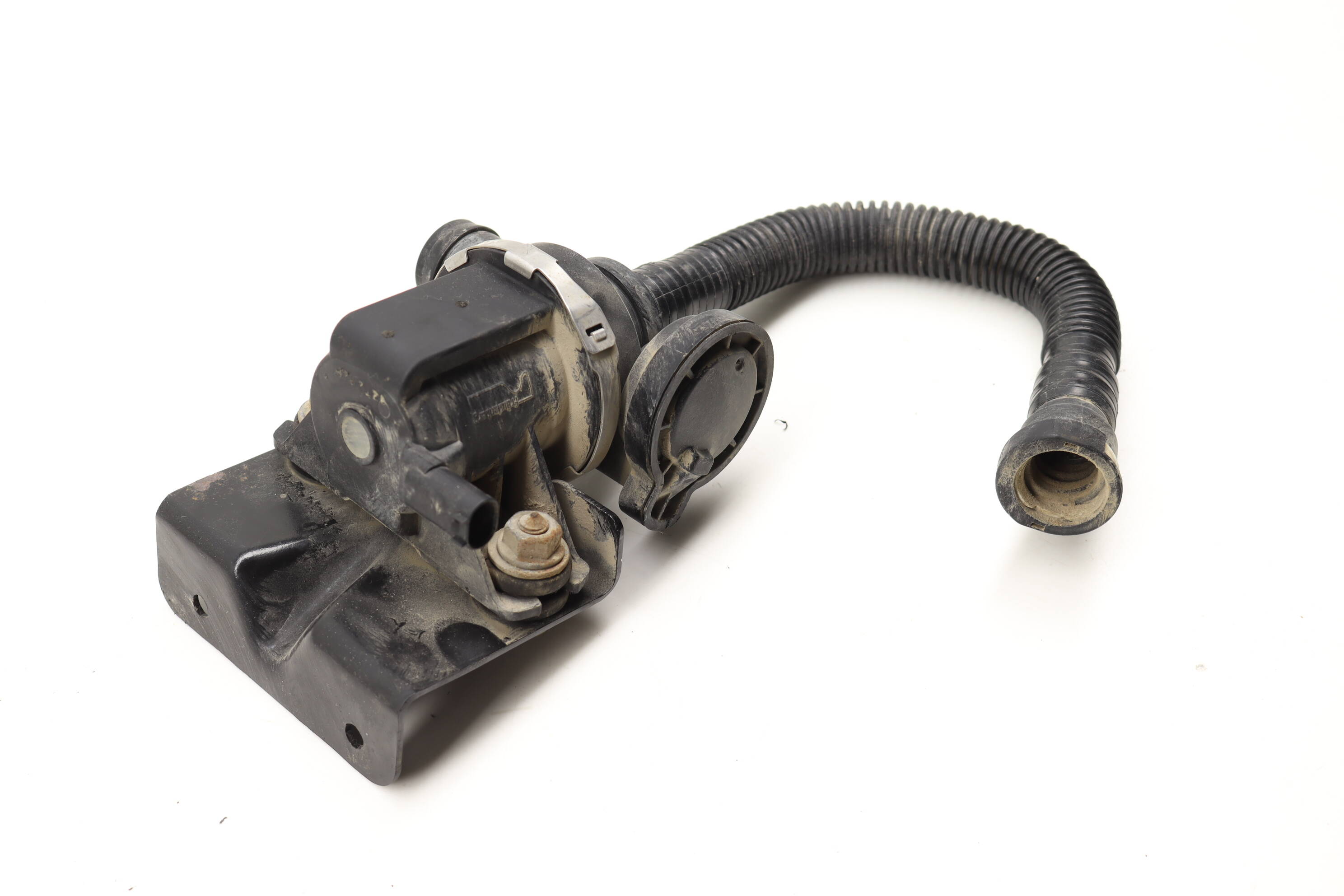 Fuel Pressure Regulator 5C0201559