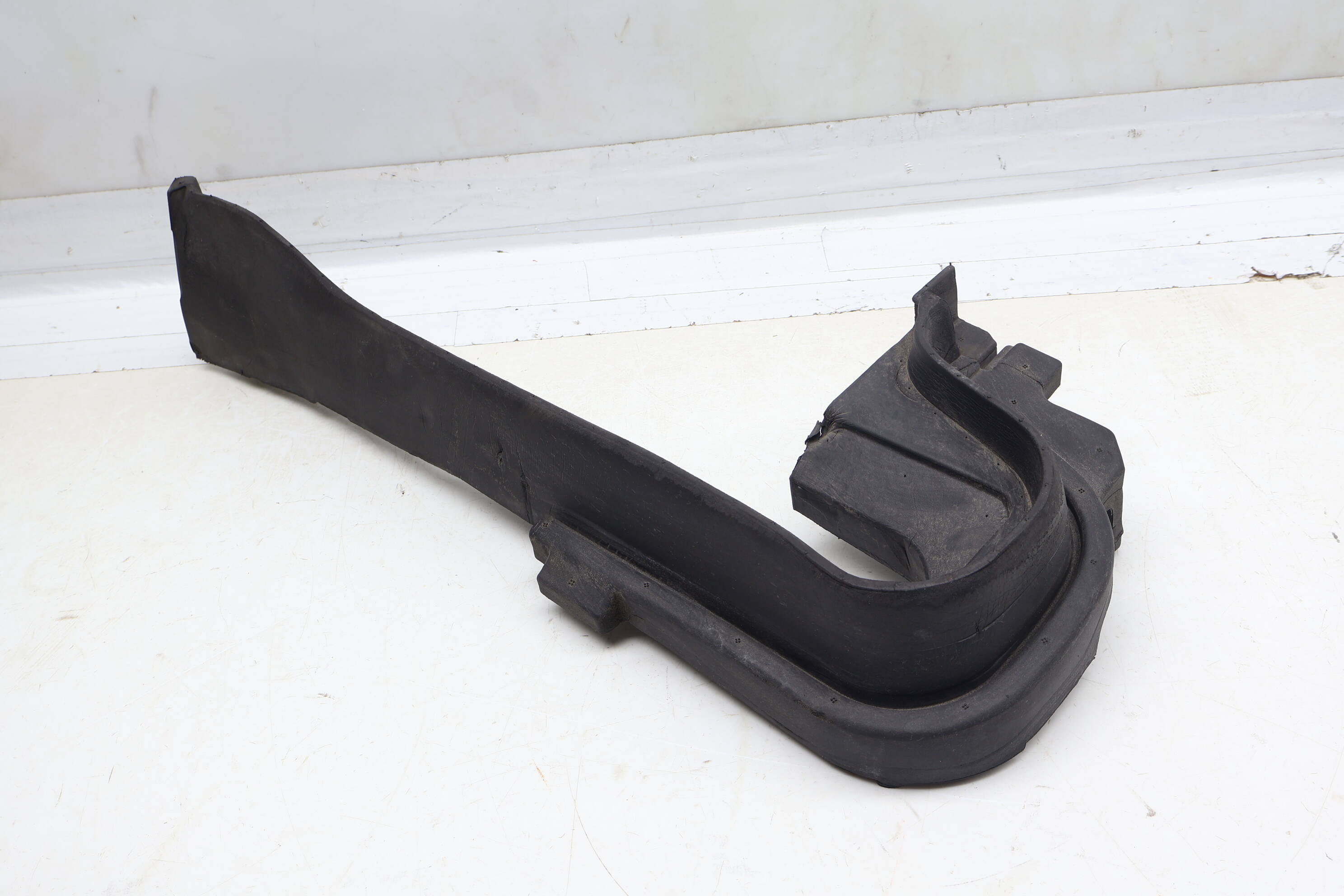 Side Hood Seal 95B823732A