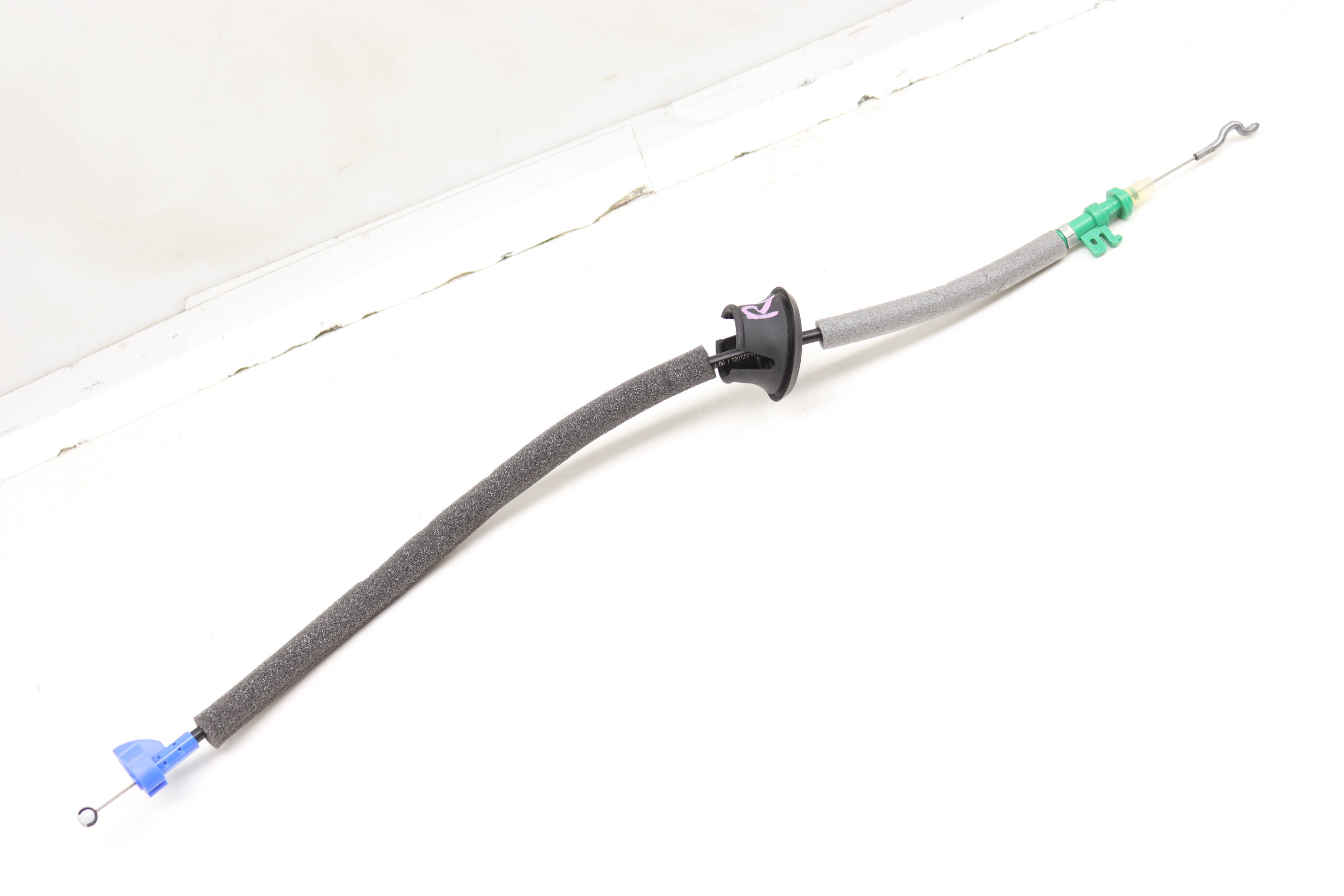 Interior Door Handle Release / Bowden Cable 83A839085