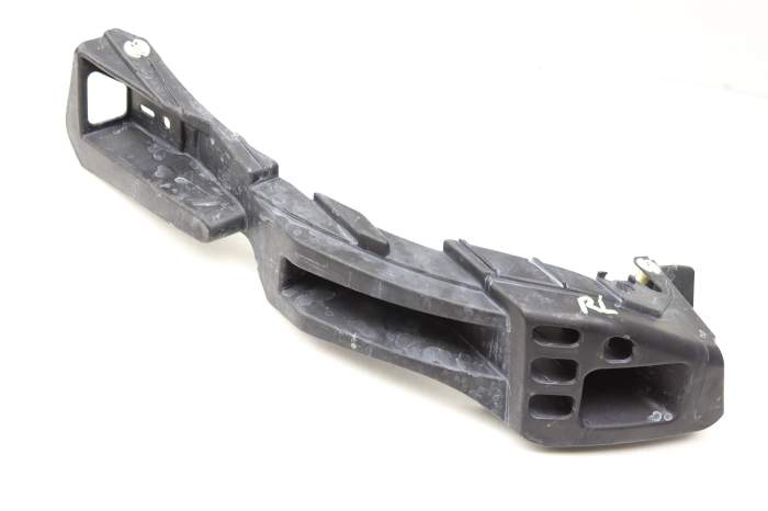 Bumper Mount / Bracket 7P5807393A main product photo