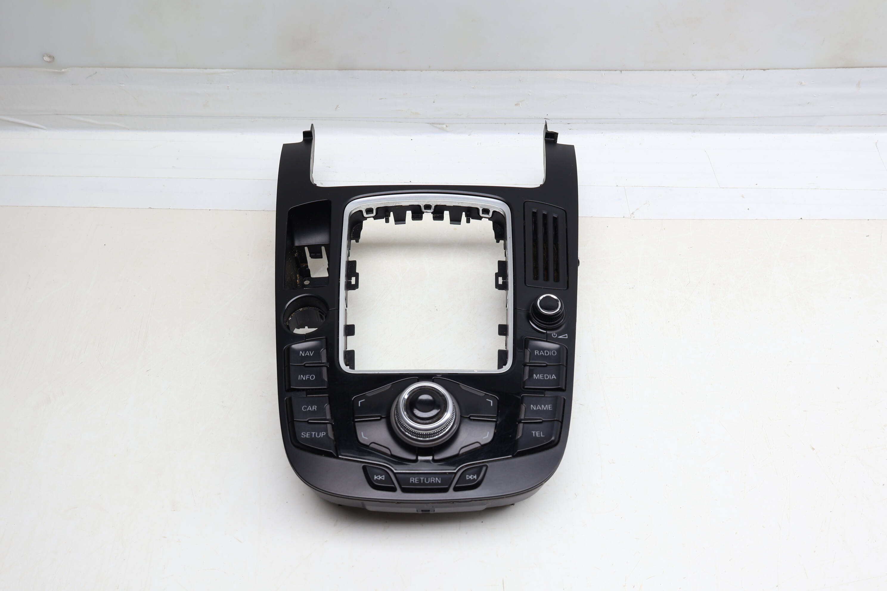 Mmi Control Panel Switch Assembly 8T0919609G