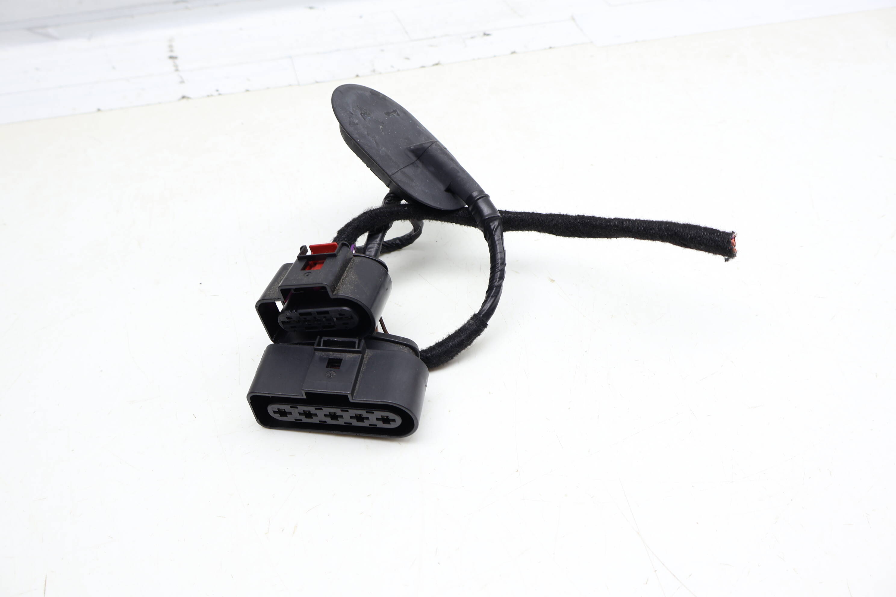 Fuel Pump Wiring Connector / Pigtail 6N0973755