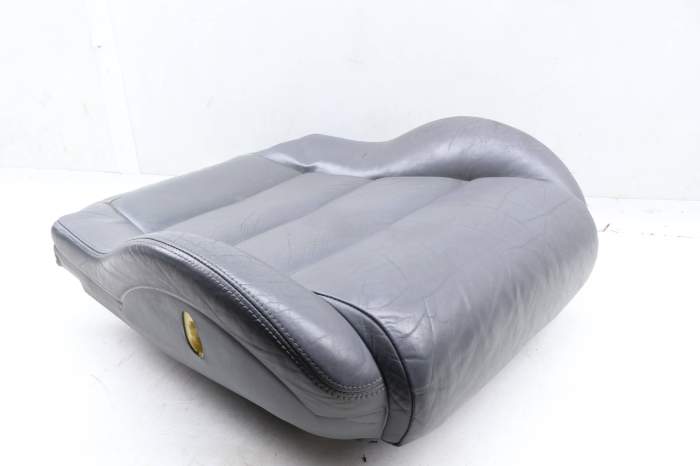 Lower Seat Bottom Cushion 8N0881406L main product photo