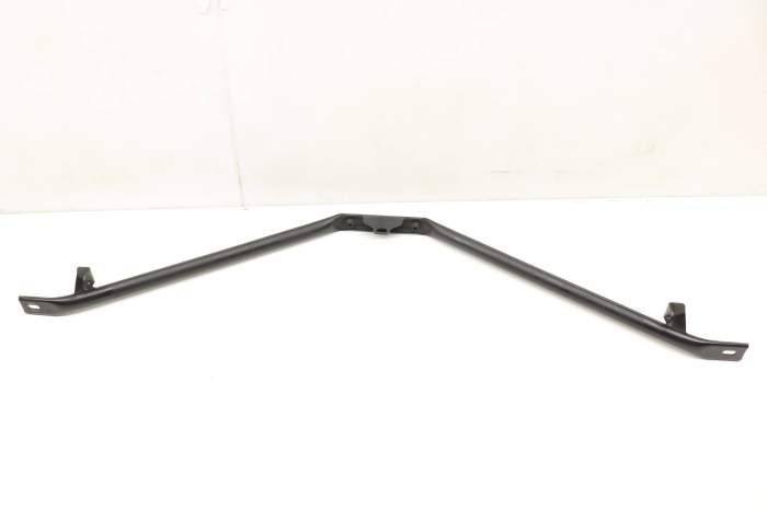 Strut Tower Brace / V-Support 51647033745 main product photo