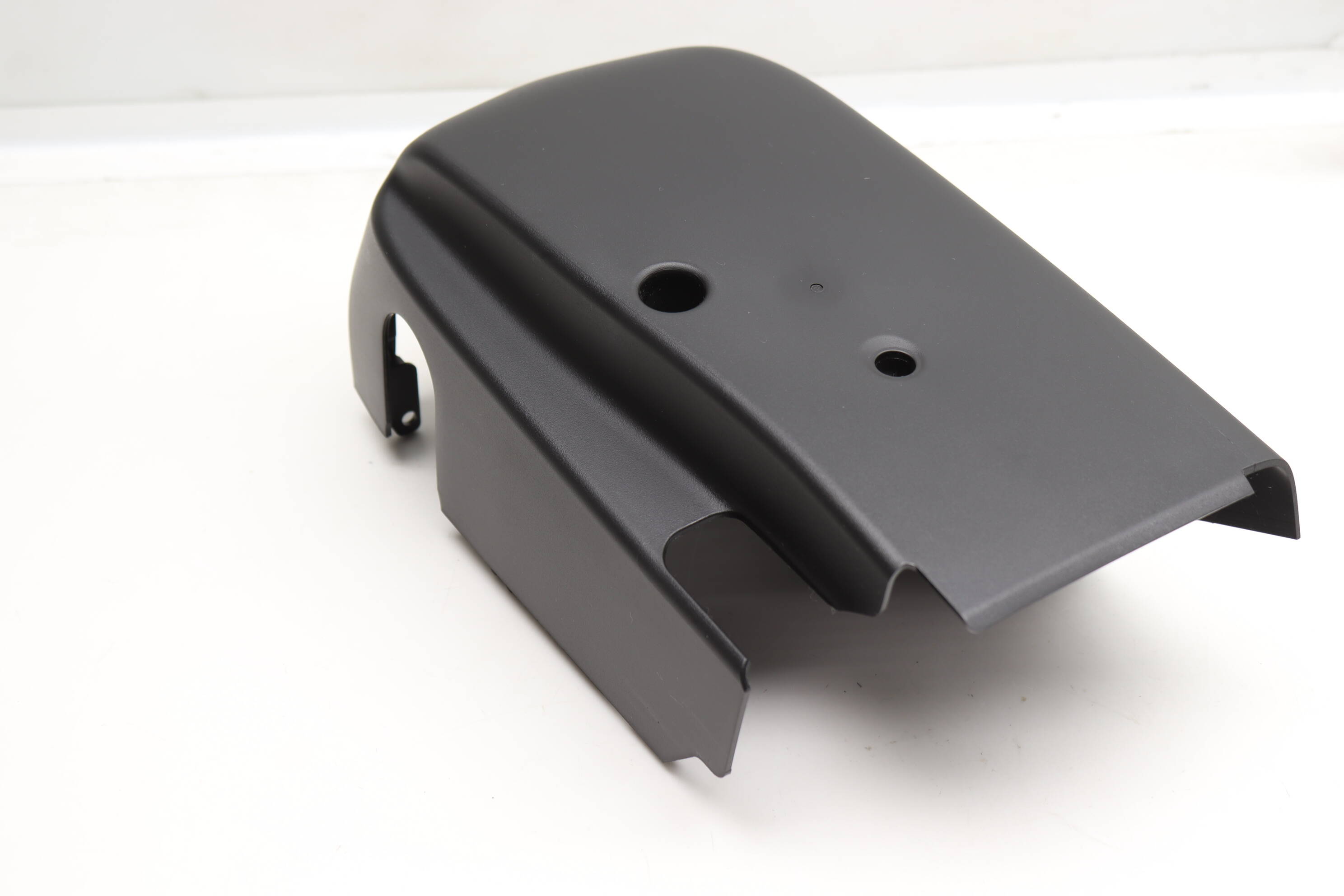 Lower&#x20;Steering&#x20;Column&#x20;Trim&#x20;&#x2F;&#x20;Cover&#x20;8Y0953512D