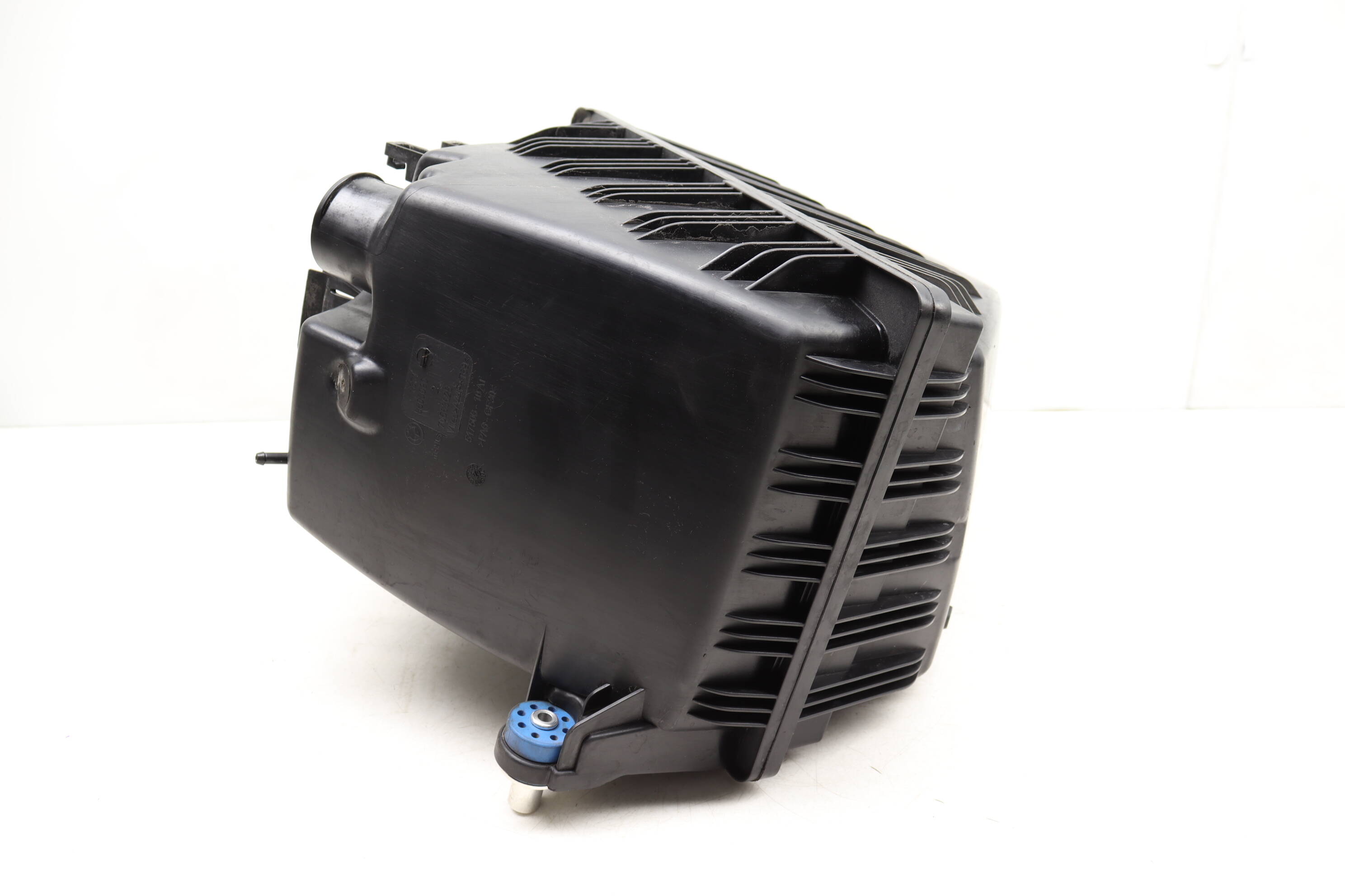 TM  BMW Engine Air Intake Box / Housing (i3, i3s) 13718603090