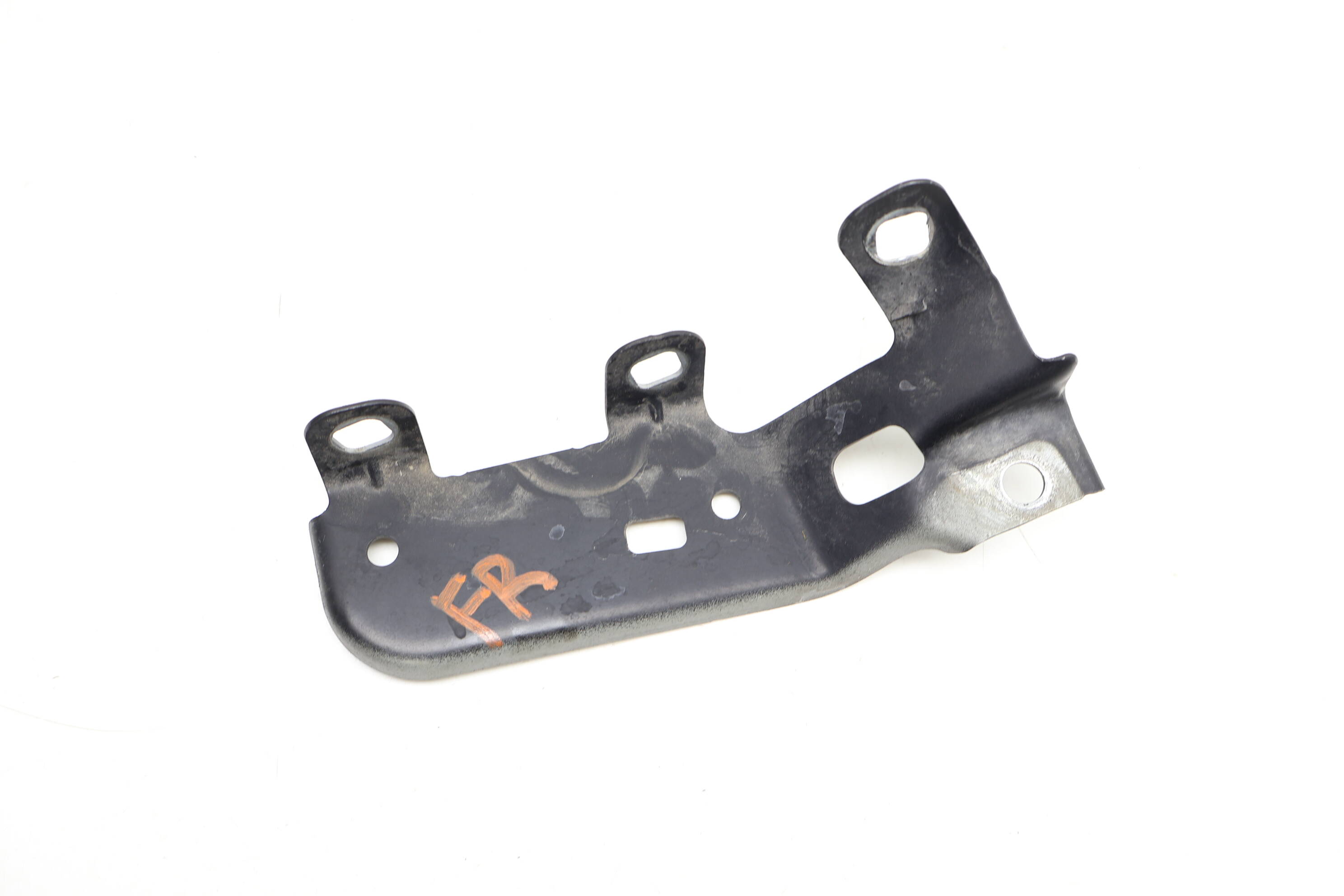 Fender Mount / Bracket (Upper) 41007269648