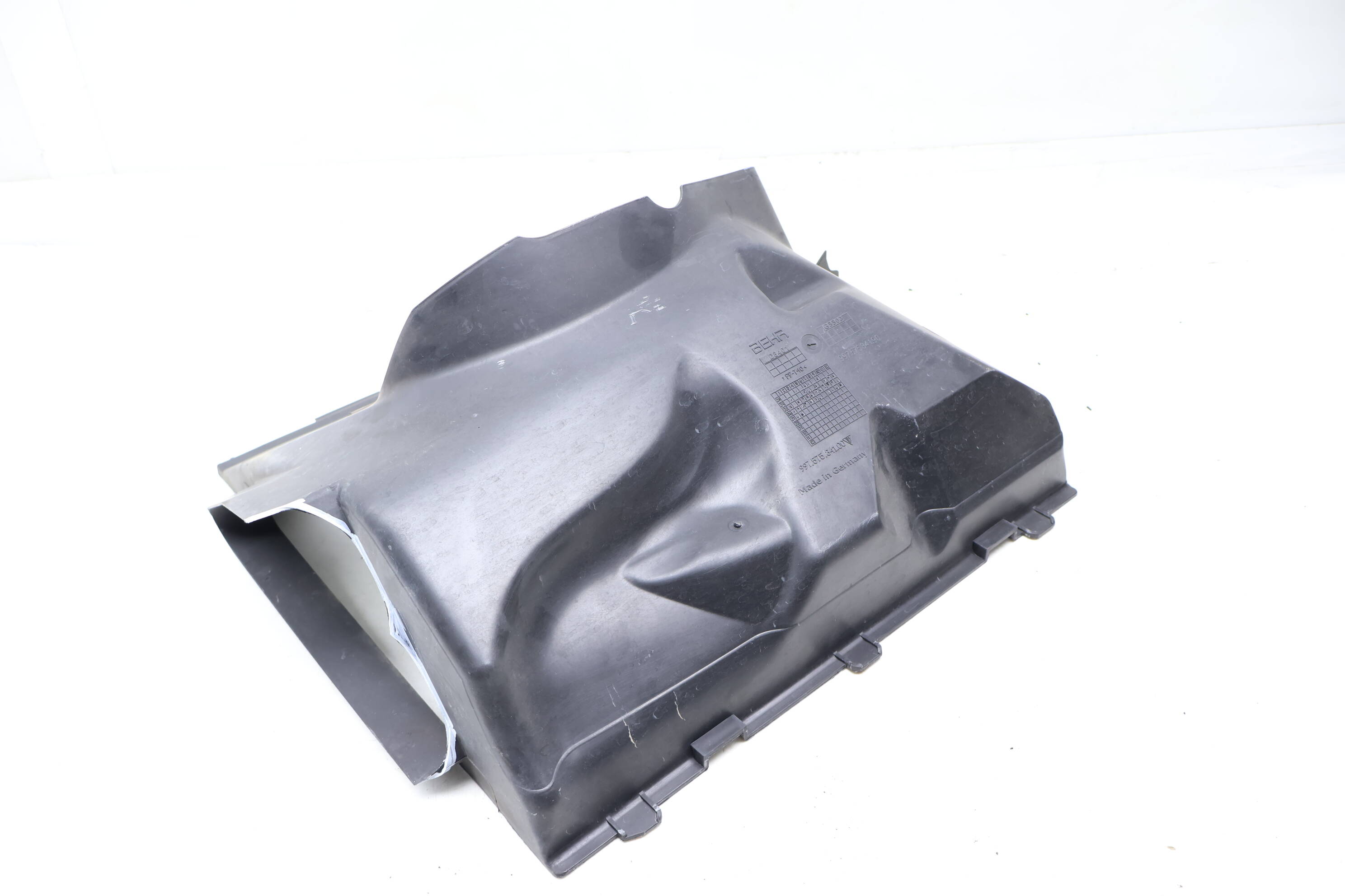 Radiator Air Duct / Guide 99757534100
