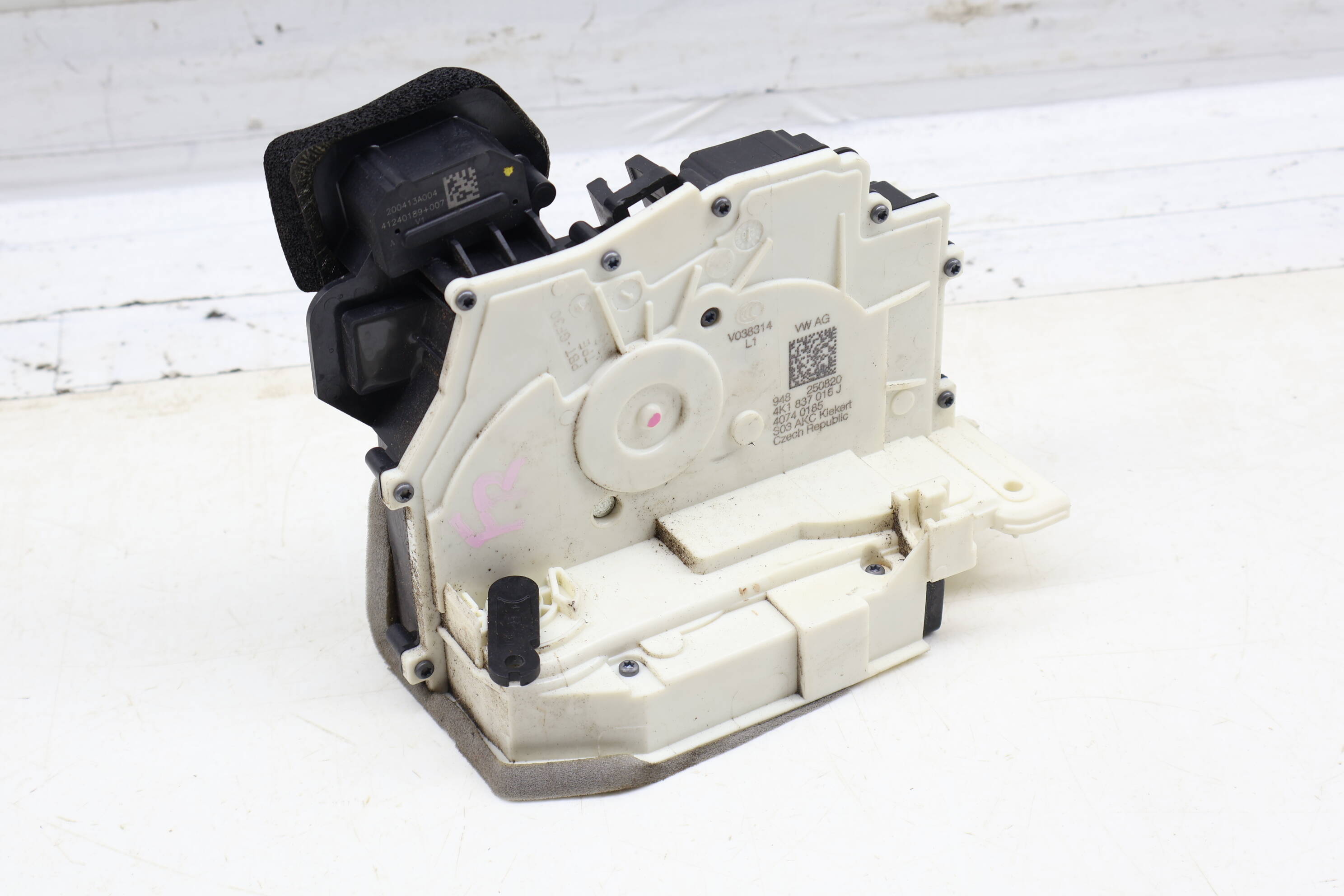 Door Latch / Lock Actuator 4K1837016J