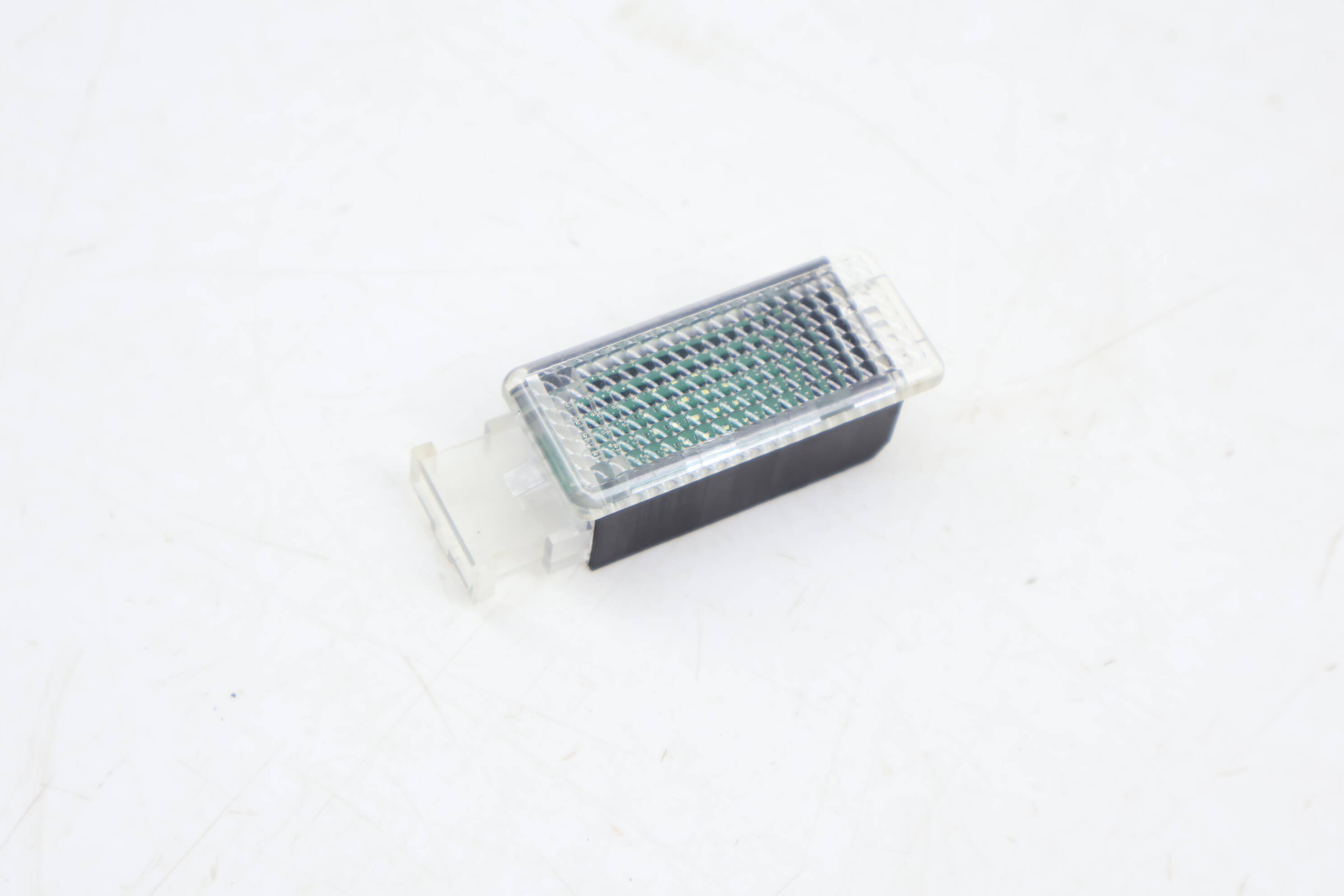 Interior&#x20;Led&#x20;Light&#x20;5G0947409